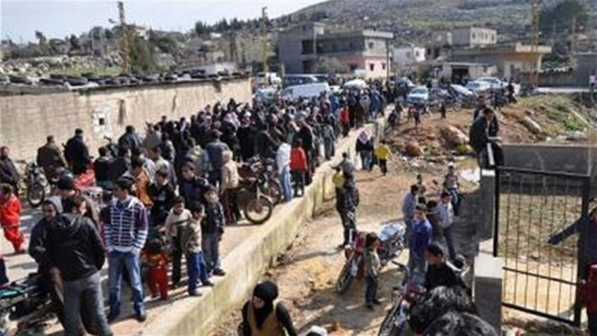 نصف سكان لبنان ... سوريون