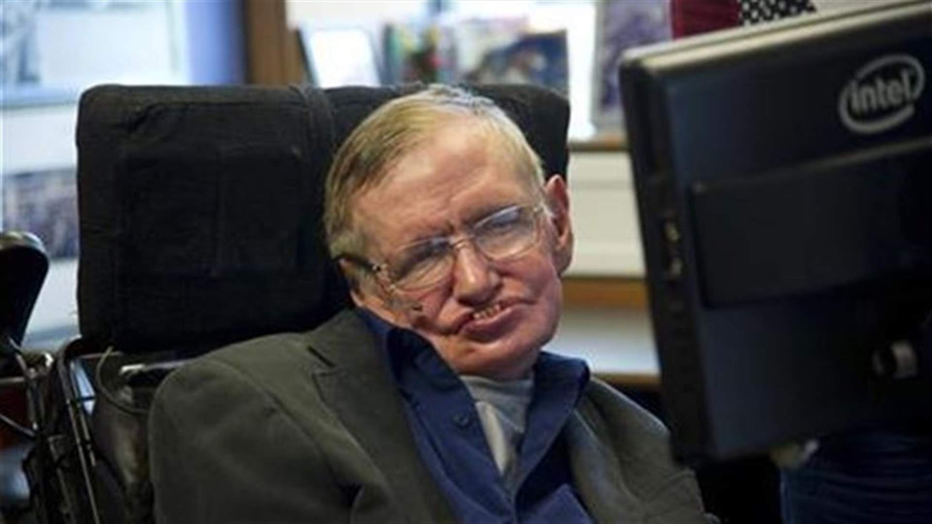 British cosmologist Hawking backs right to assisted suicide