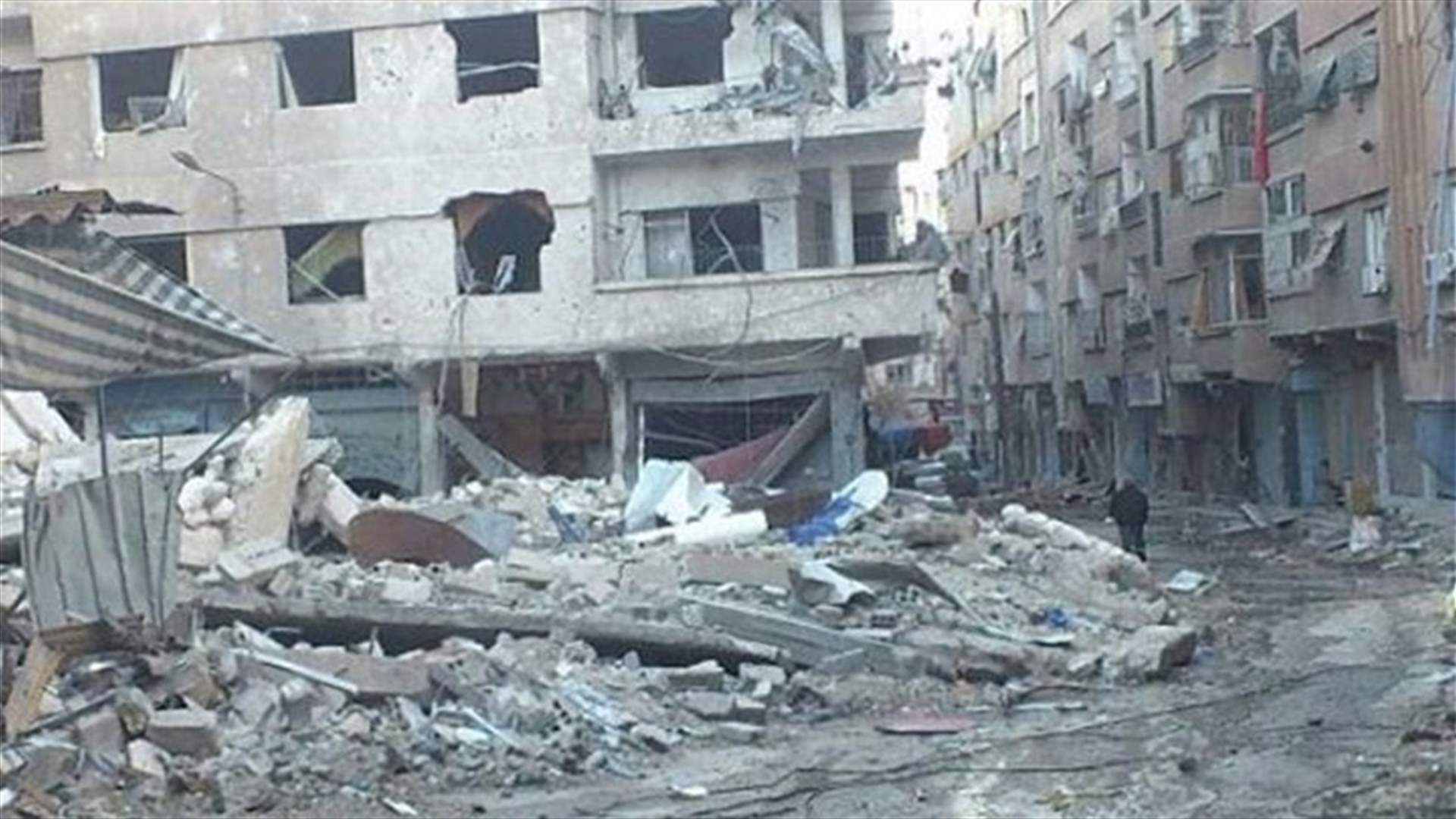 جماعة تابعة للقاعدة تجتاح بلدة أعزاز بعد اشتباكات مع الجيش الحر