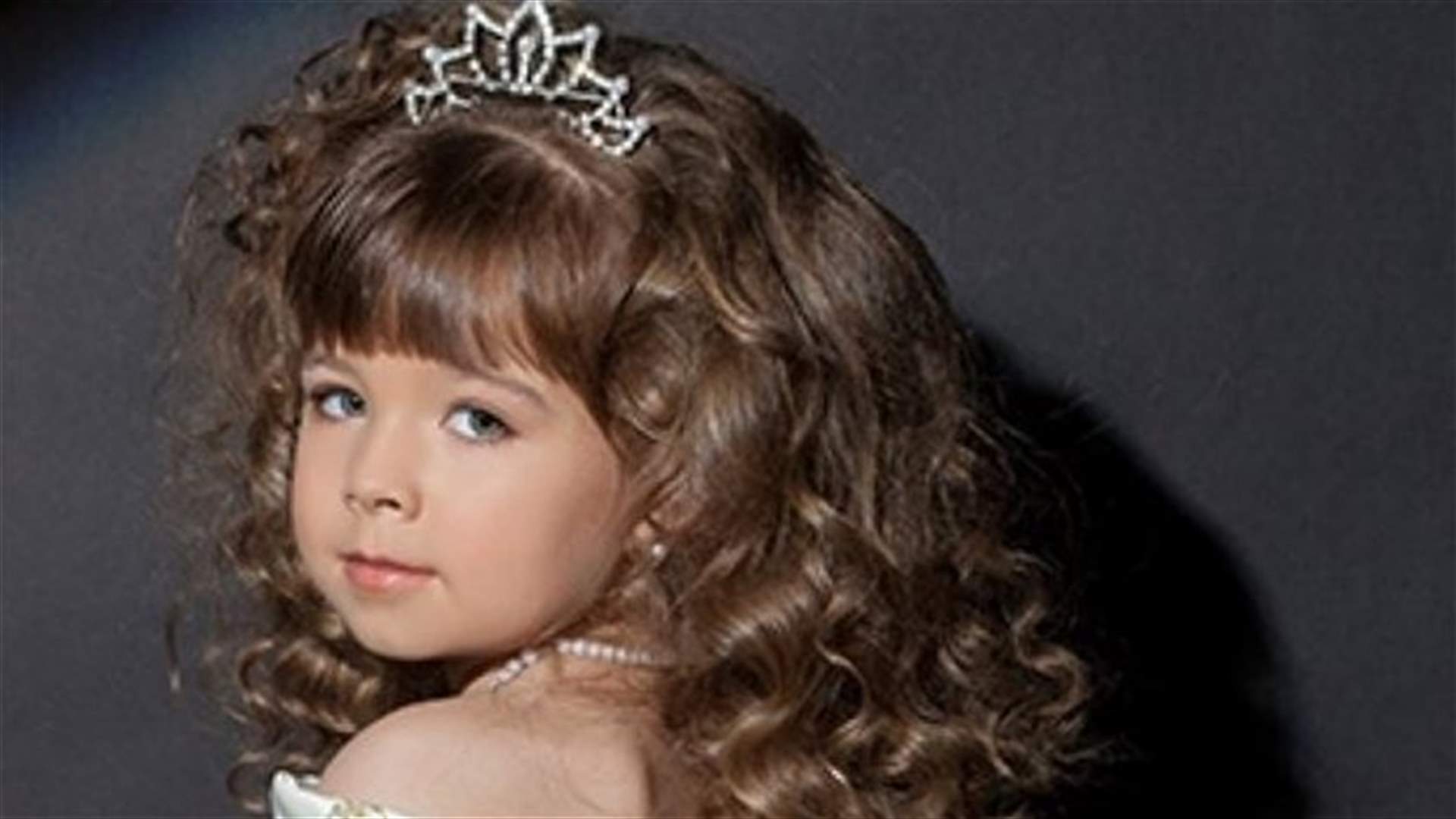 French Senate says 'non' to mini-Miss pageants