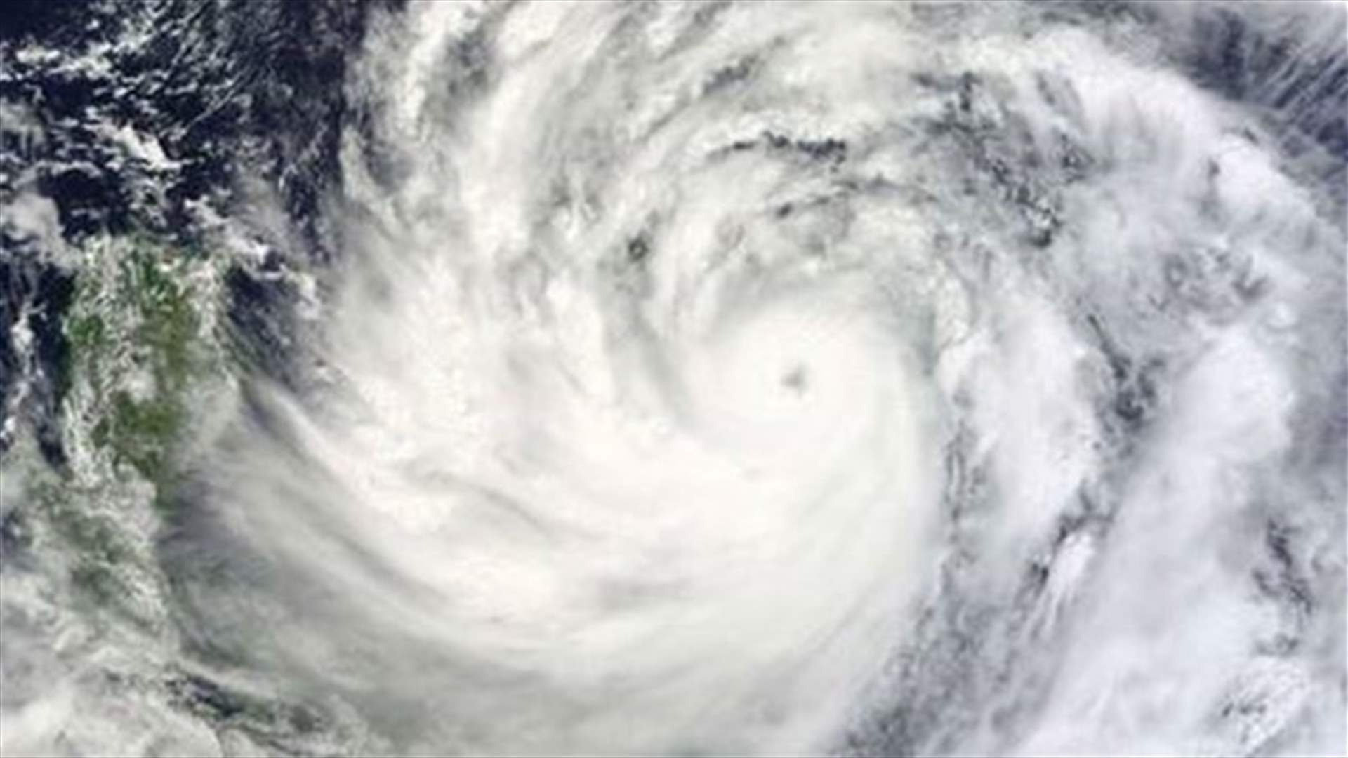 Powerful typhoon to skirt Taiwan, Philippines