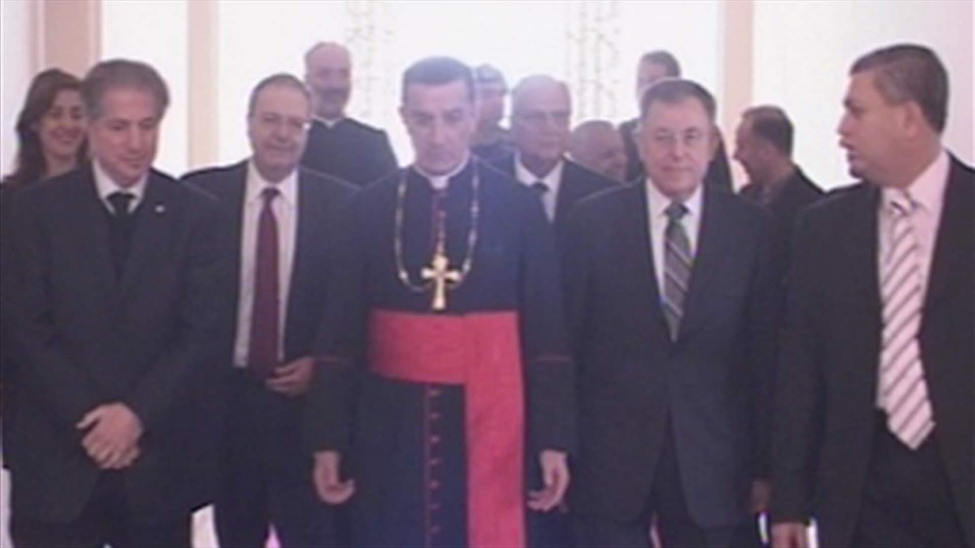 Meeting between Rai and Siniora in Bkerke, joined by Gemayel 