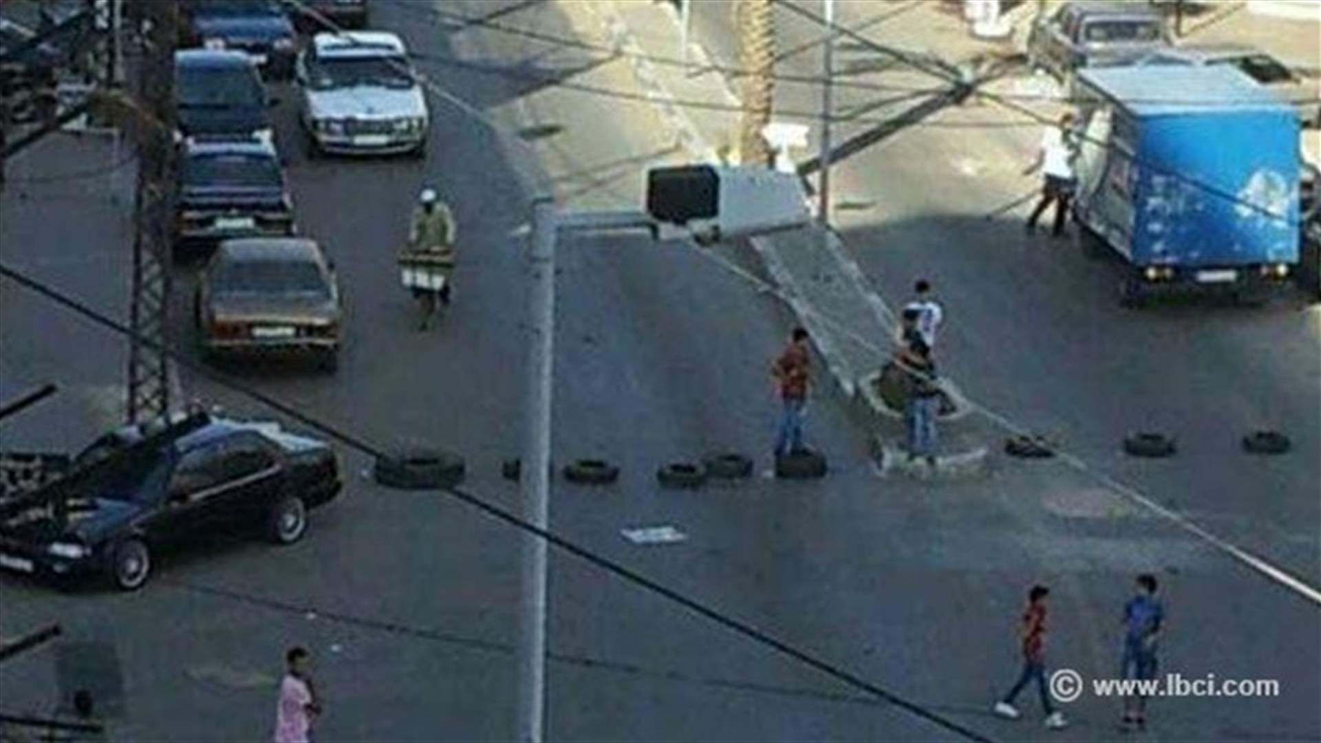 قطع طرقات في باب التبانة من اجل بسام الكعكة