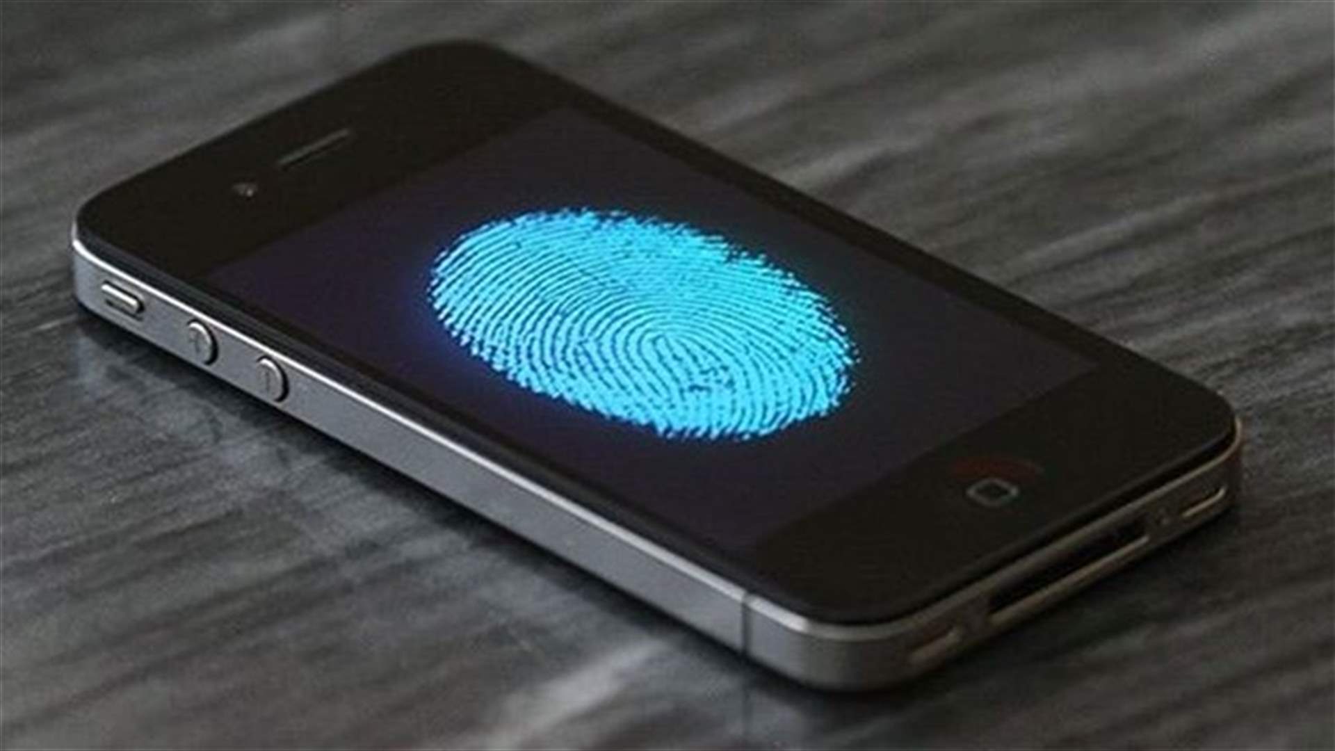 بالفيديو: قراصنة يخترقون نظام بصمة الأصبع في IPHONE 5S