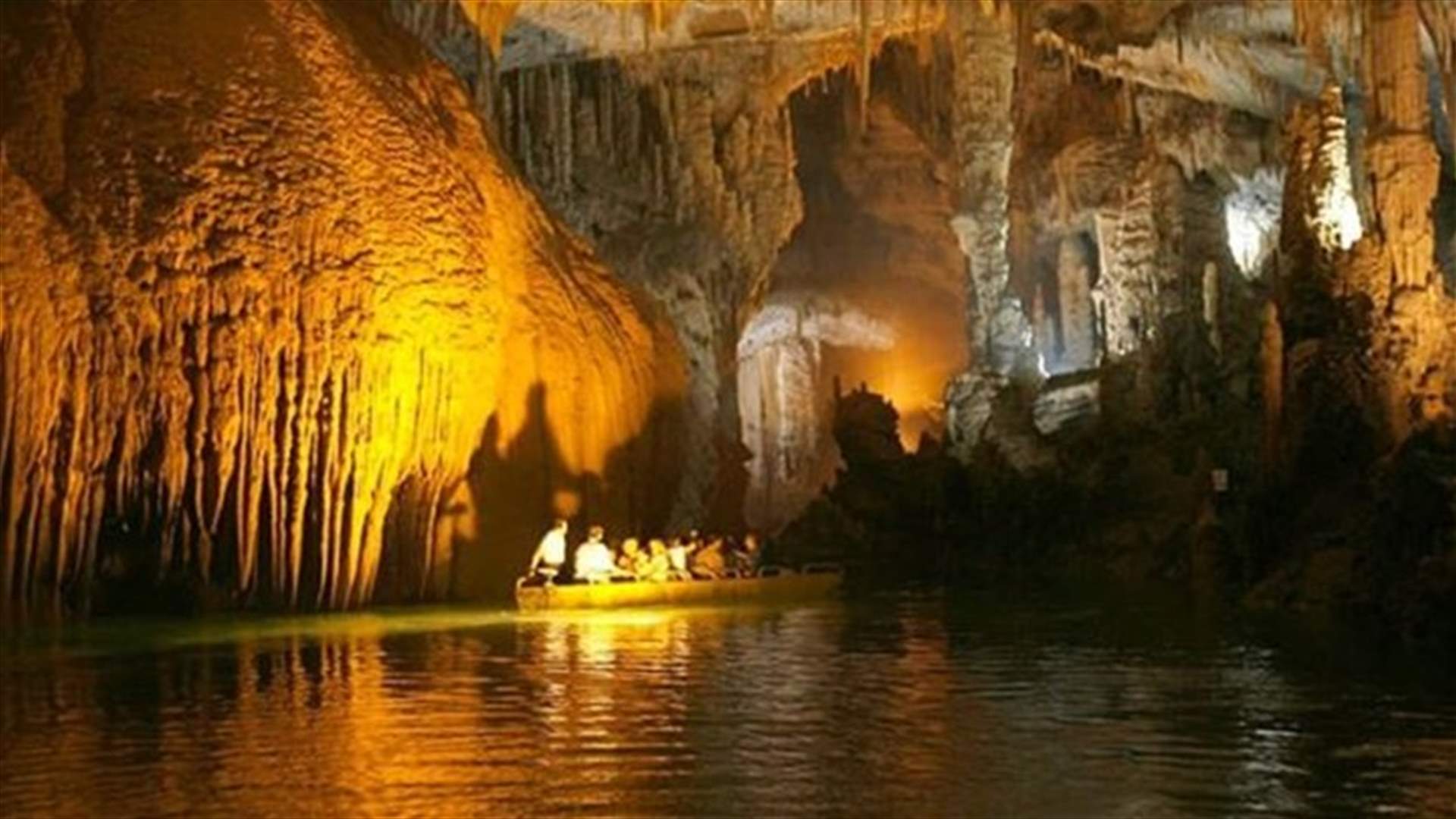 Jeita Grotto closed due to damages caused by rain
