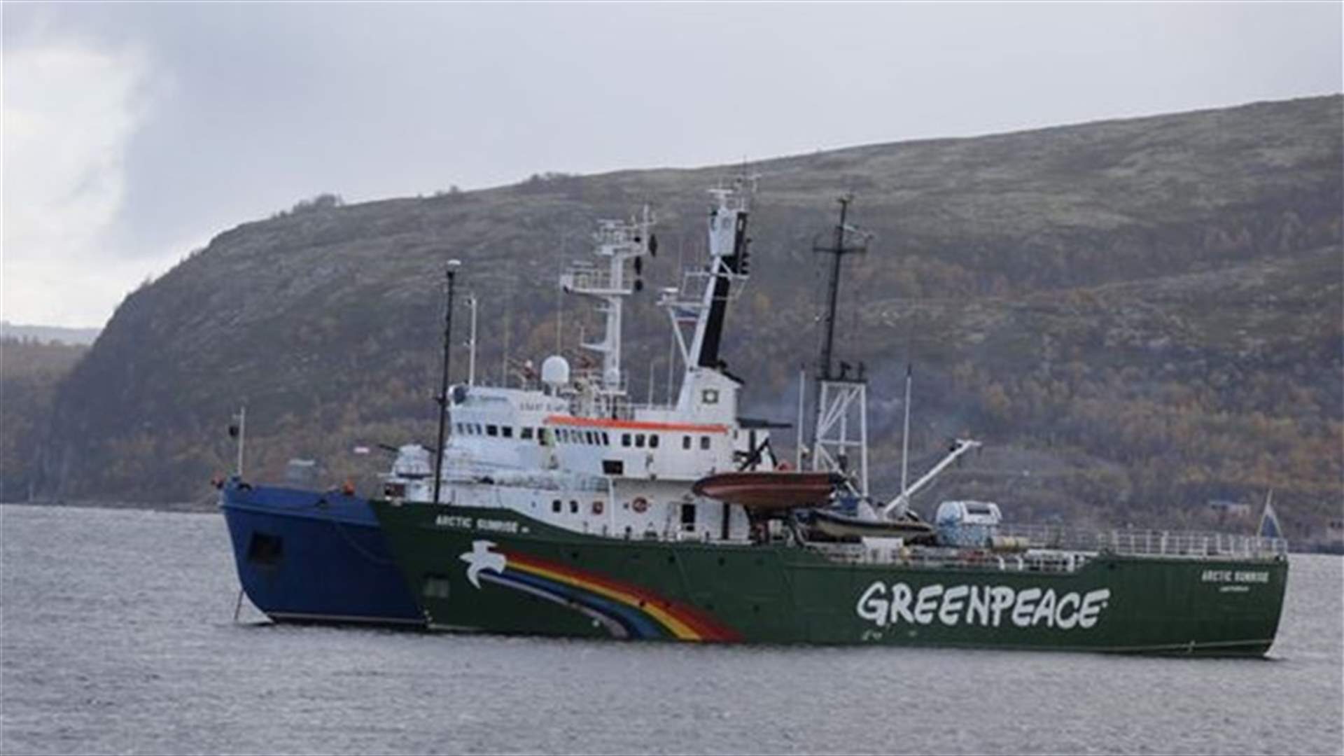 Greenpeace activists not pirates but broke law - Russia's Putin