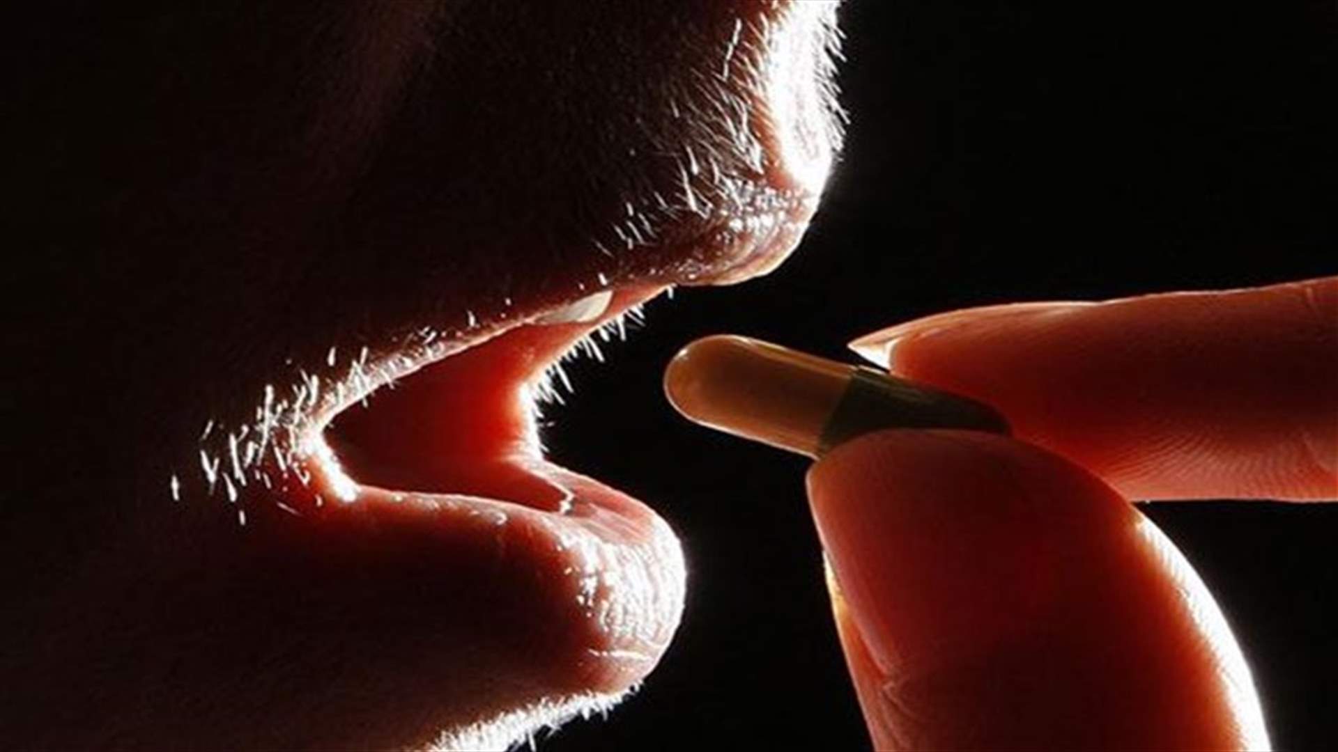 US FDA strengthens warnings on Glaxo, Roche/Biogen cancer drugs