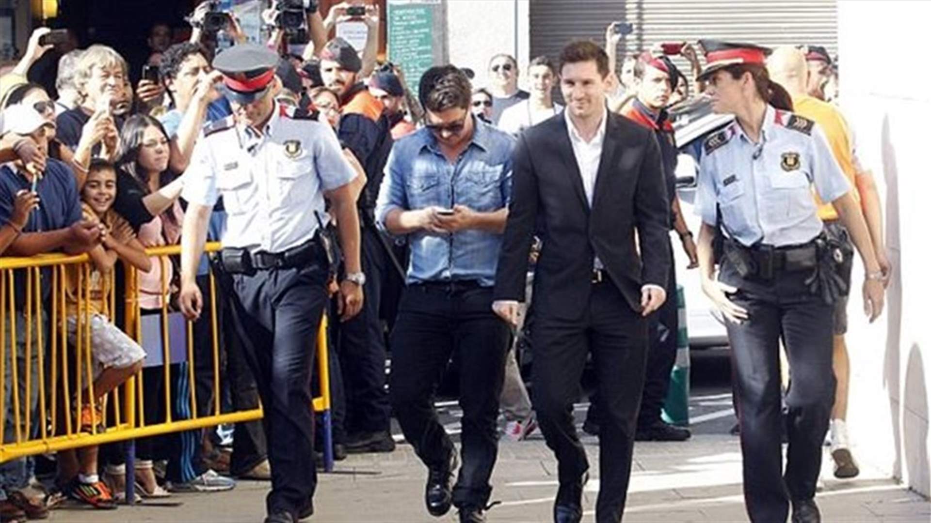 Messi answers questions in tax fraud case