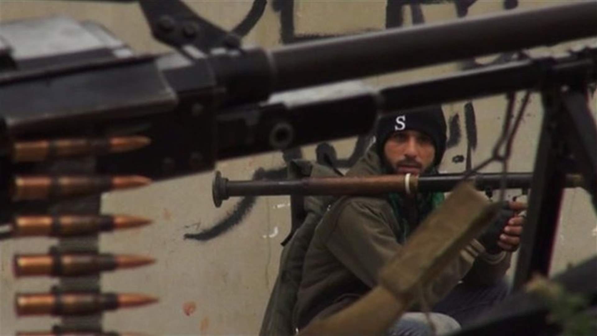 Syrian army defectors target Assad's military convoys