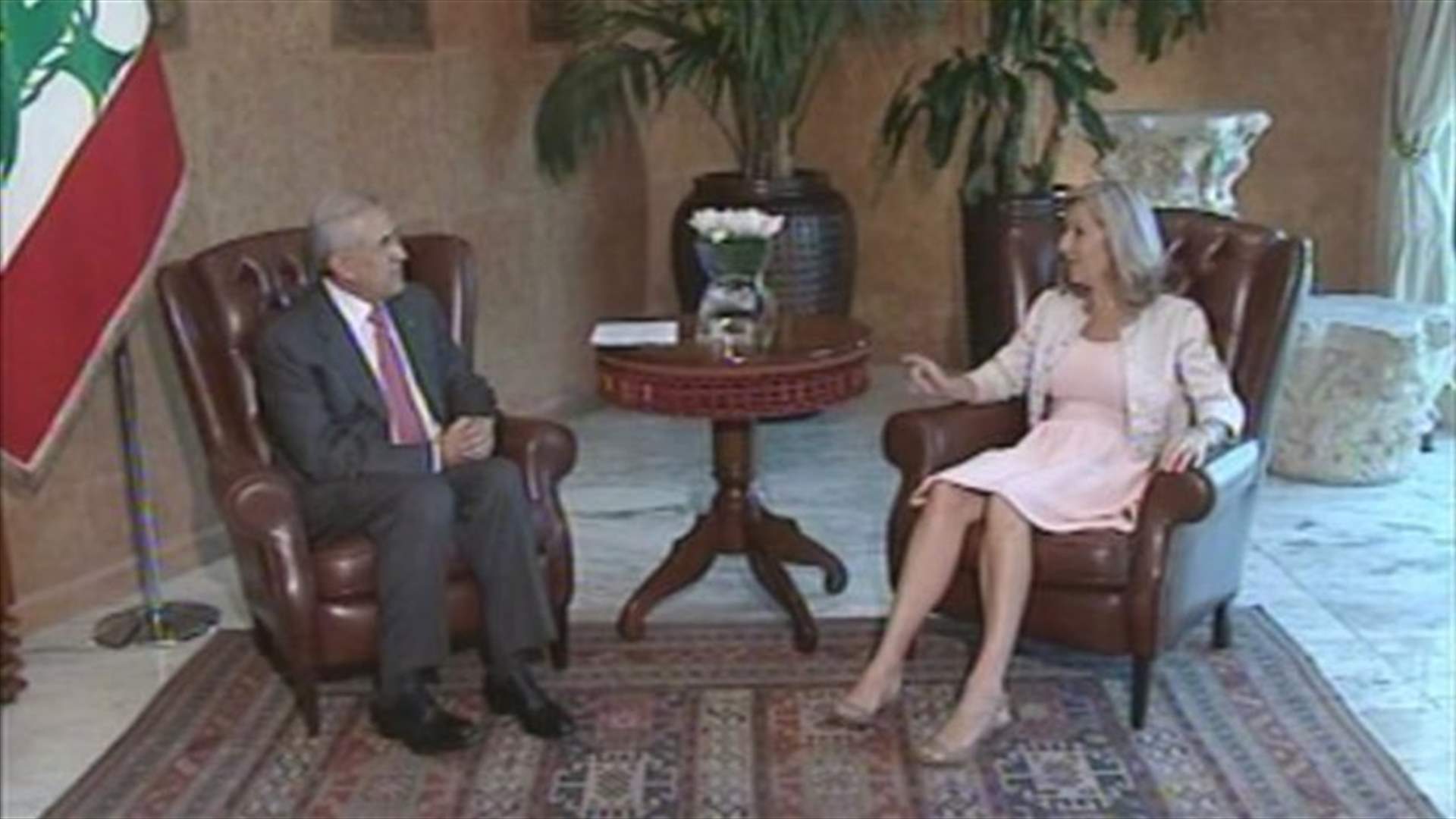 سليمان تابع قضية مفقودي العبارة باندونيسيا