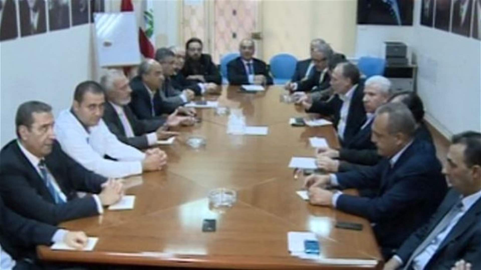 امانة 14 اذار : ندعو لتشكيل حكومة محررة من قيود حزب الله