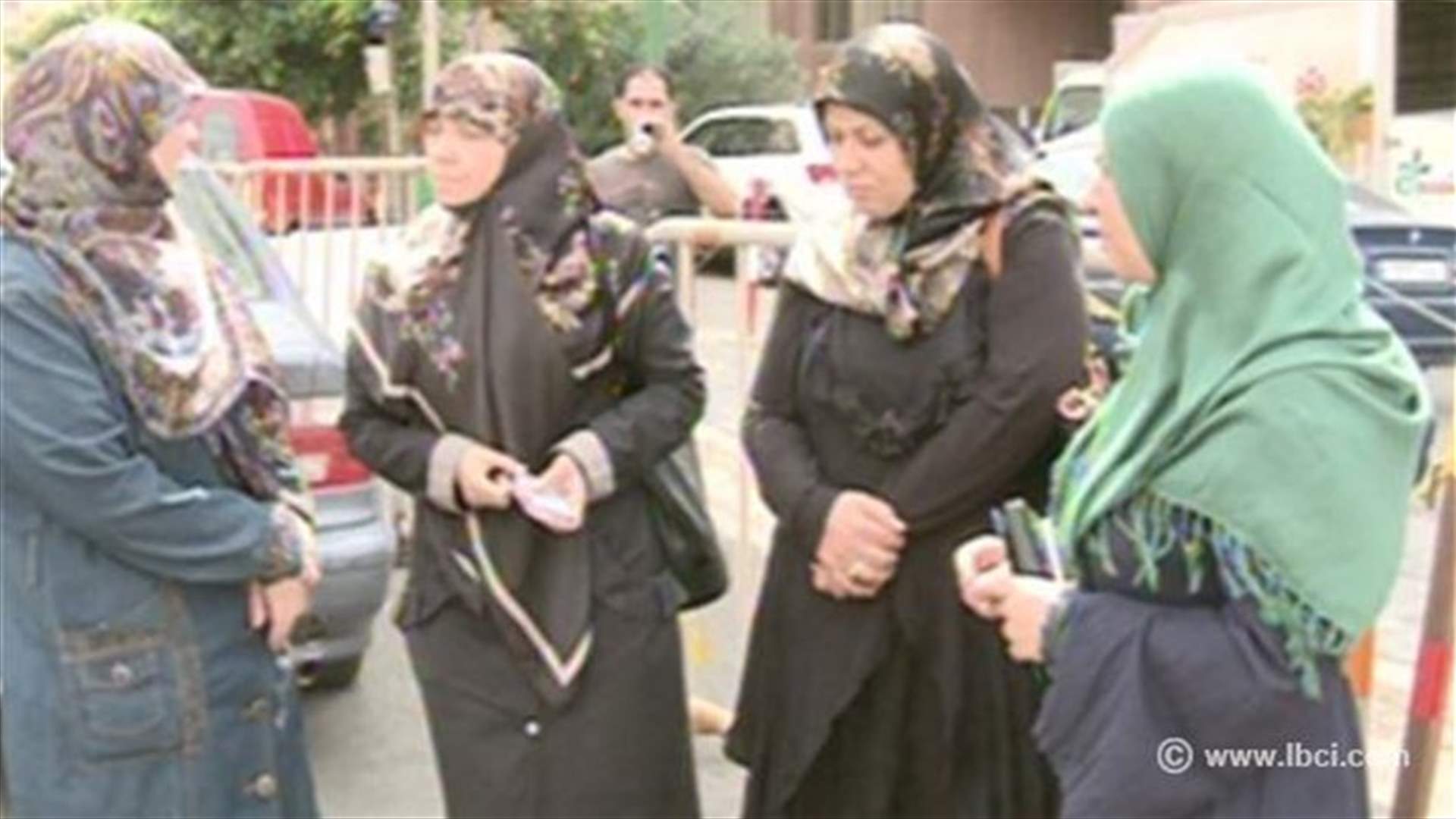 Families of Aazaz hostages meet with Speaker Berri's advisor 
