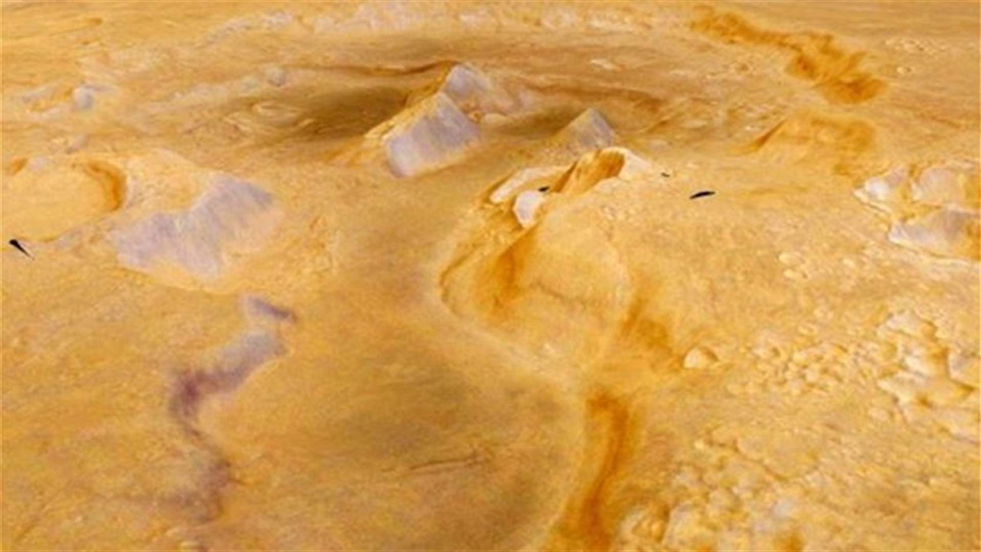 Powerful volcanoes raise new questions about ancient Mars