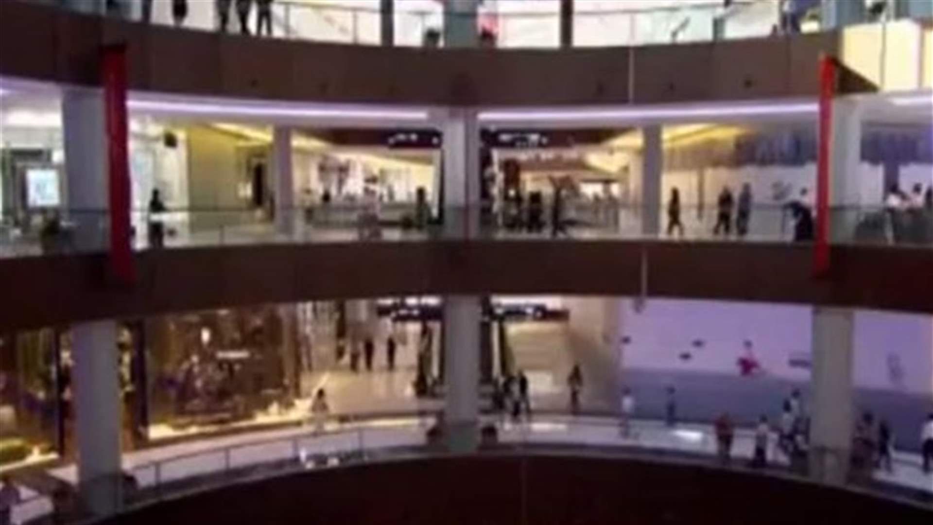 شبح الازمة العقارية يخيم على امارة دبي