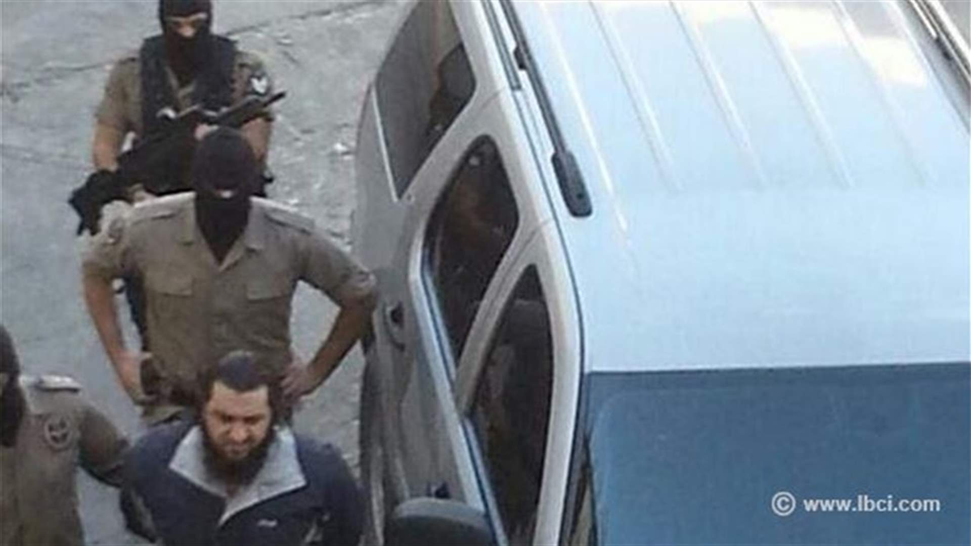 Two suspects taken for investigations over Roumieh's explosives smuggle attempt 