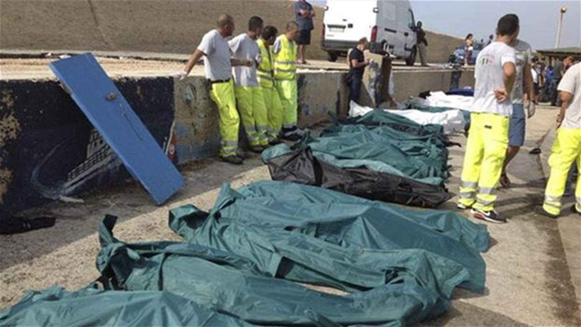 Divers recover 17 more bodies, death toll hits 211