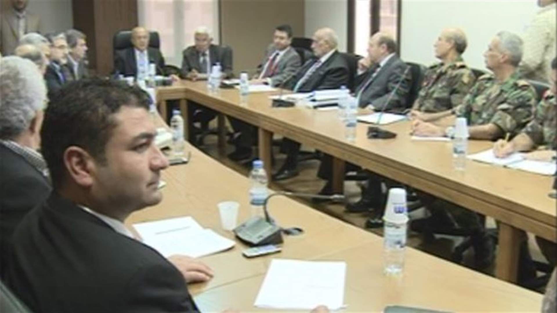 لجنة الأشغال العامة تبحث في ملف التنقيب عن النفط