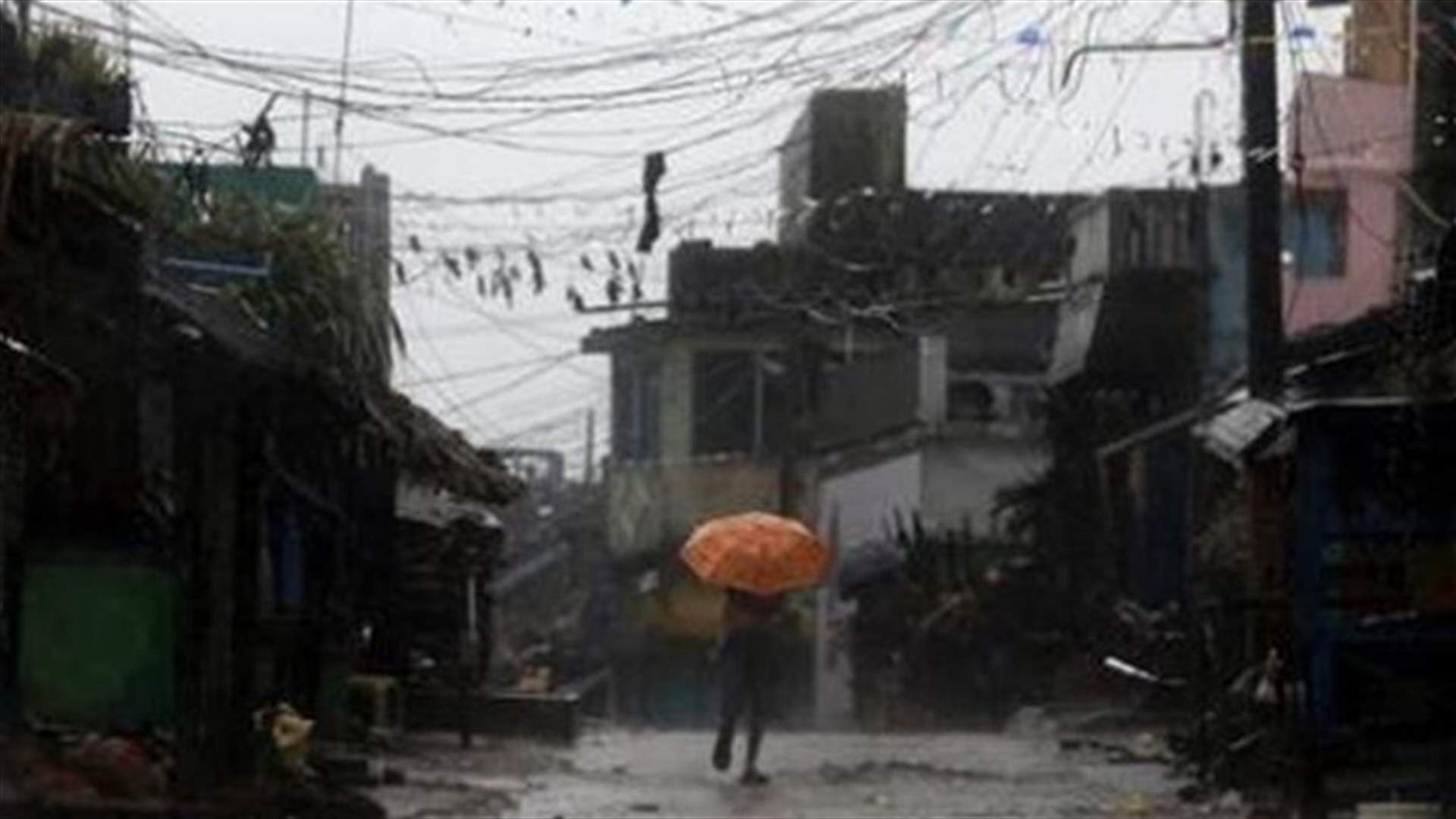Cyclone Phailin pounds India, rescue workers start to assess damage