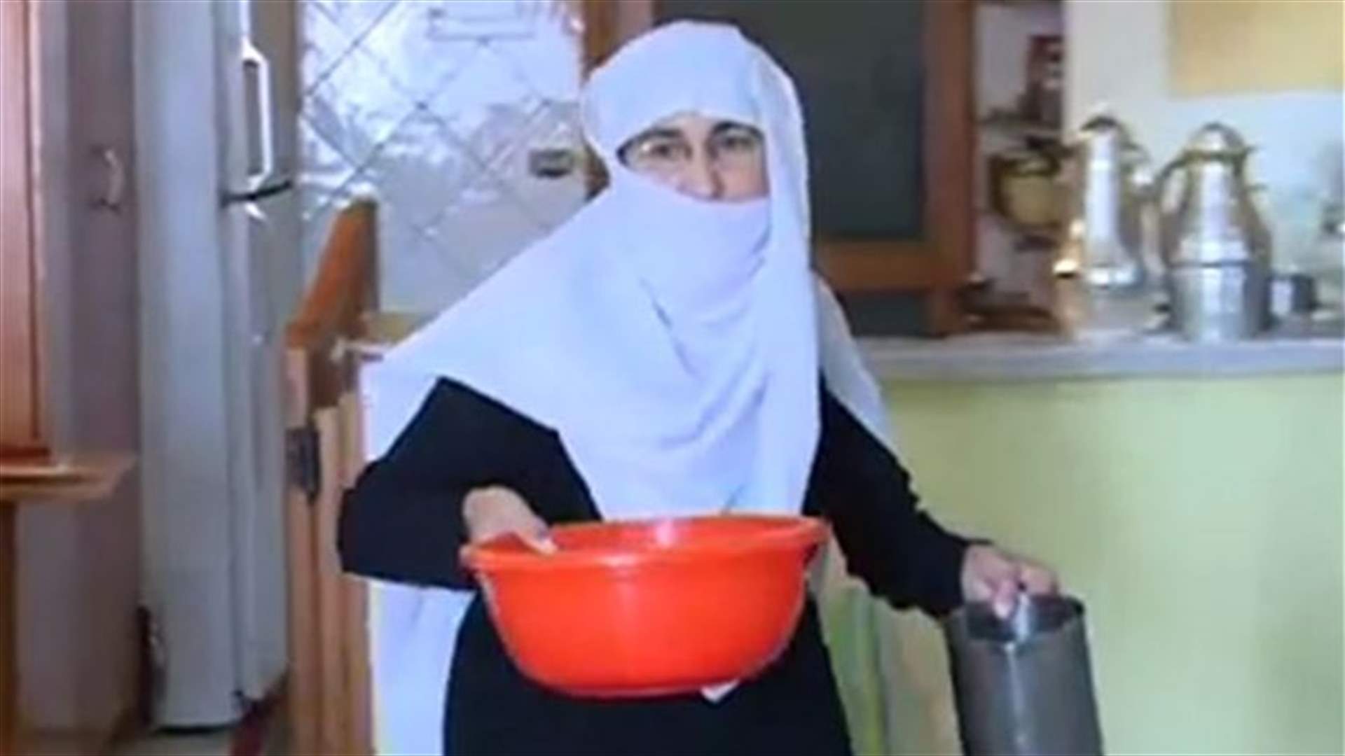 بماذا تتمسك ام ناجي ؟