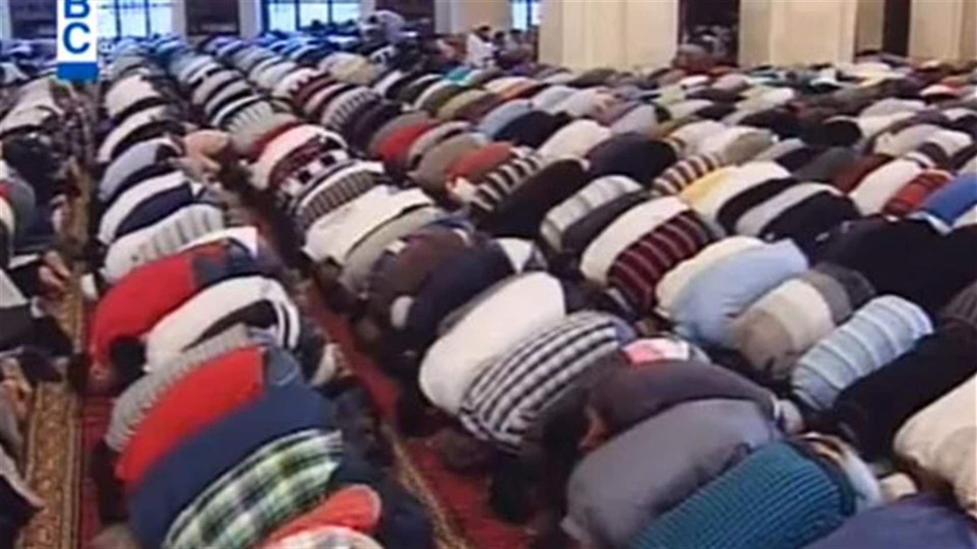 خطب الأضحى: قباني يهاجم الساسة والشعار يُطمئِن جبل محسن