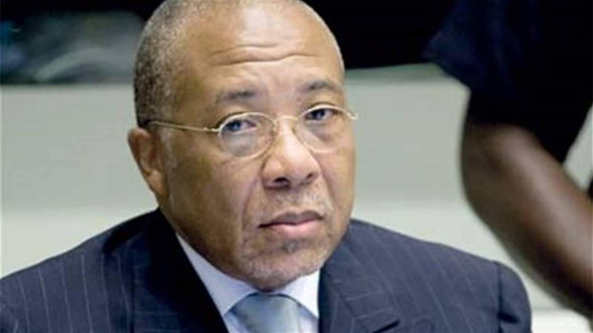 Charles Taylor flown to Britain to serve sentence