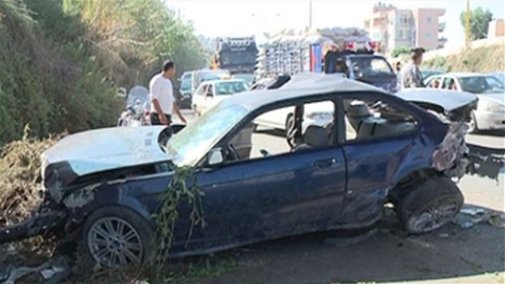 جريحان في حادث سير على المسلك الشرقي لاتوستراد جبيل