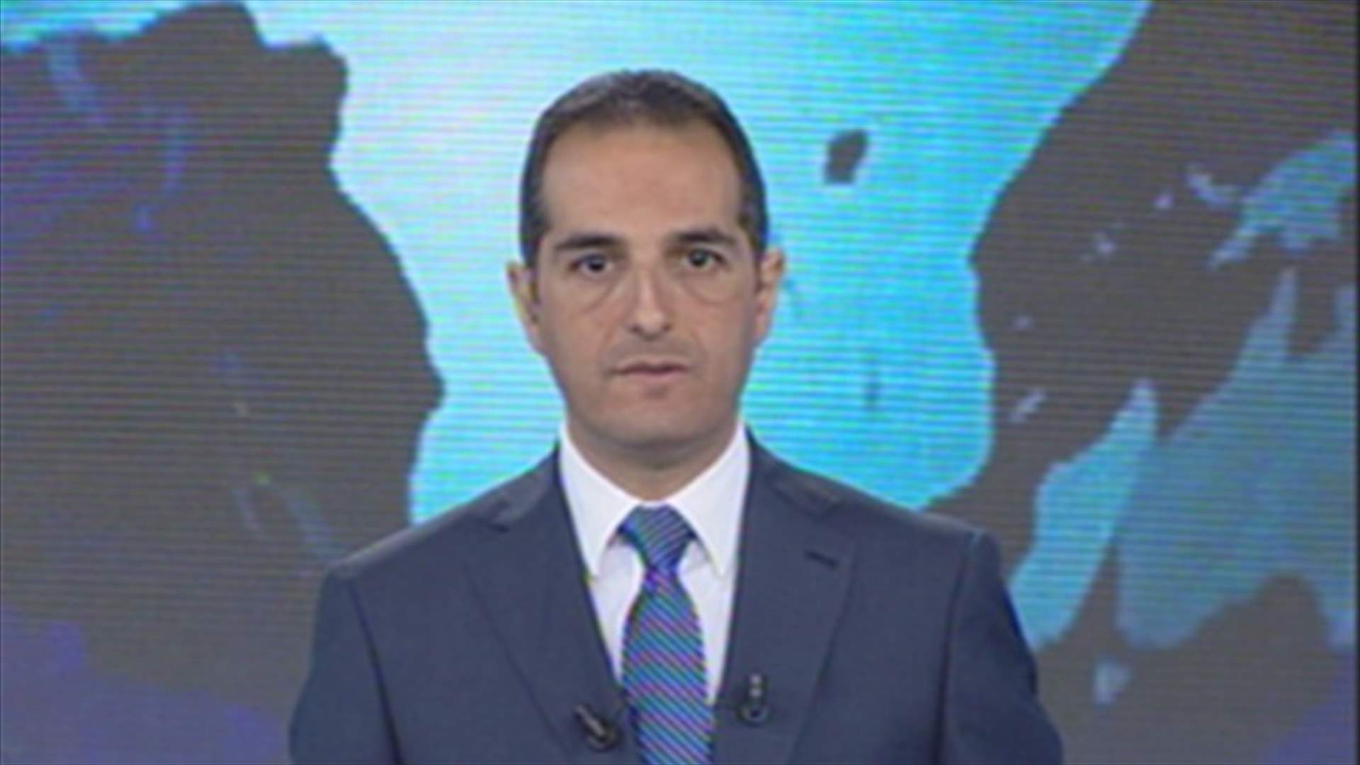 مقدمة النشرة المسائية 05-12-2011
