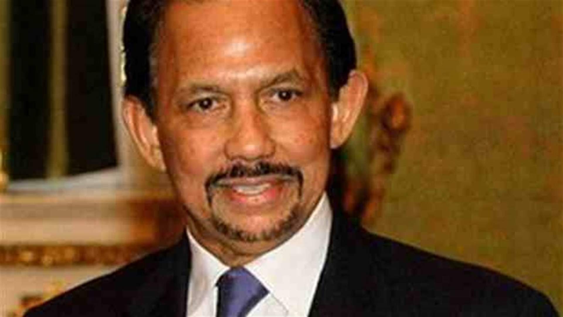 Brunei's sultan announces strict Islamic penalties