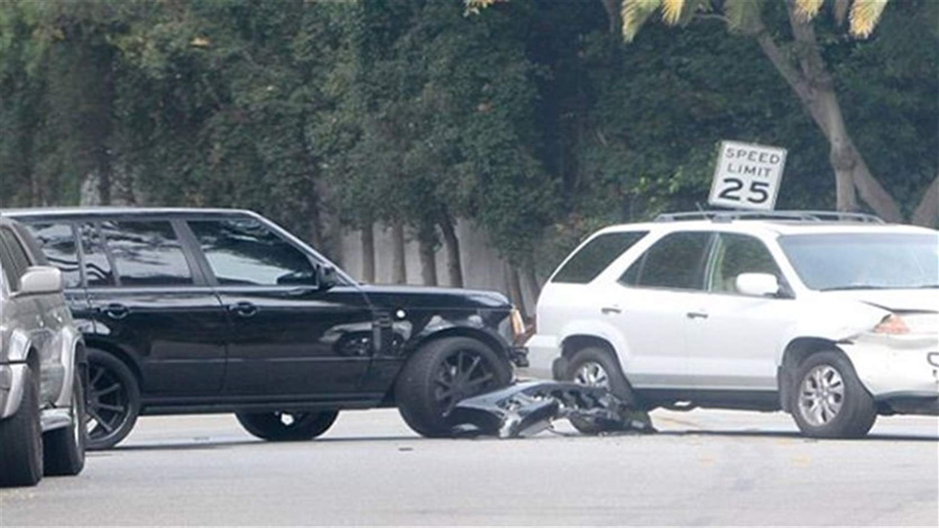 بالصور: ديفيد بيكهام يتعرض لحادث سير 