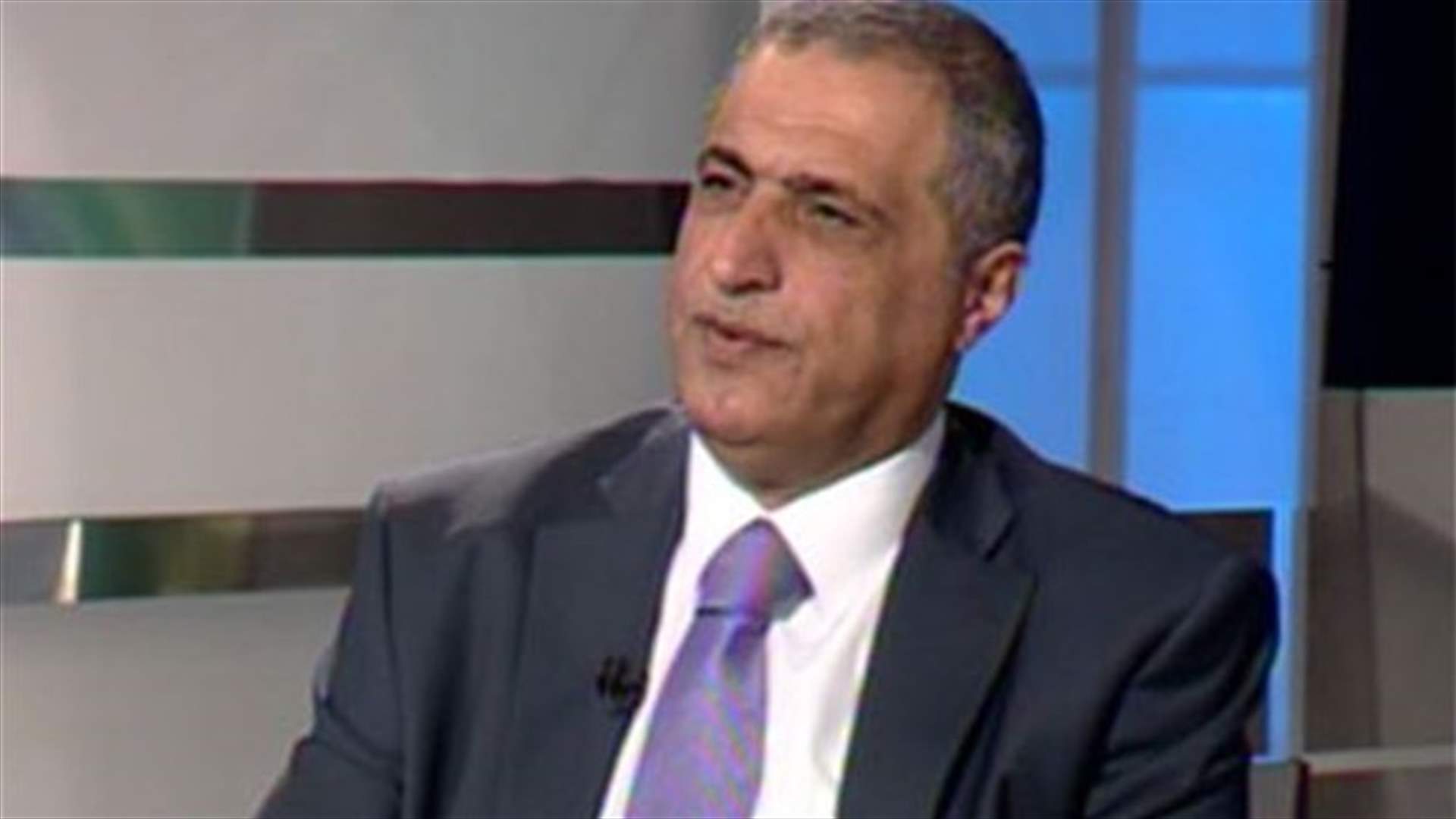 نائب في كتلة التنمية والتحرير يُحتجز على حاجز للجيش  ....