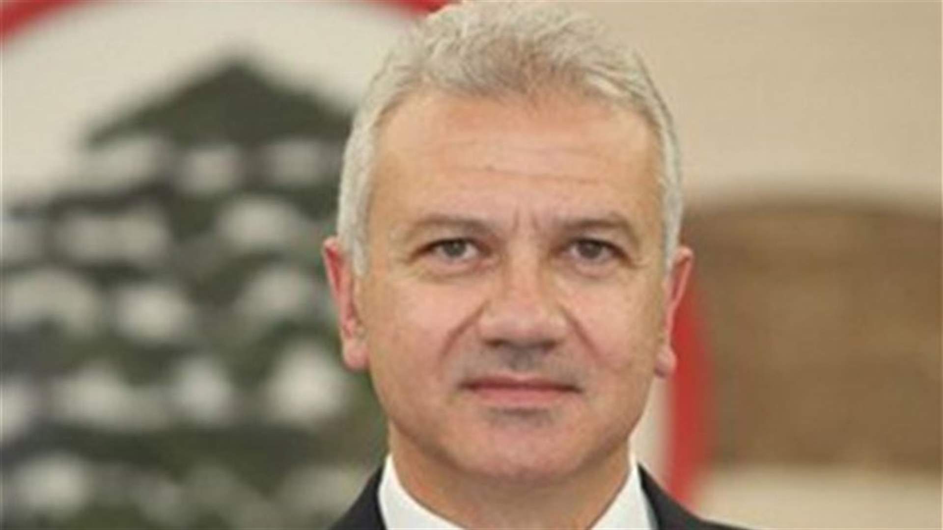 كرم : جنبلاط يحاول إفساح المجال أمام حزب الله لوضع يده على الدولة