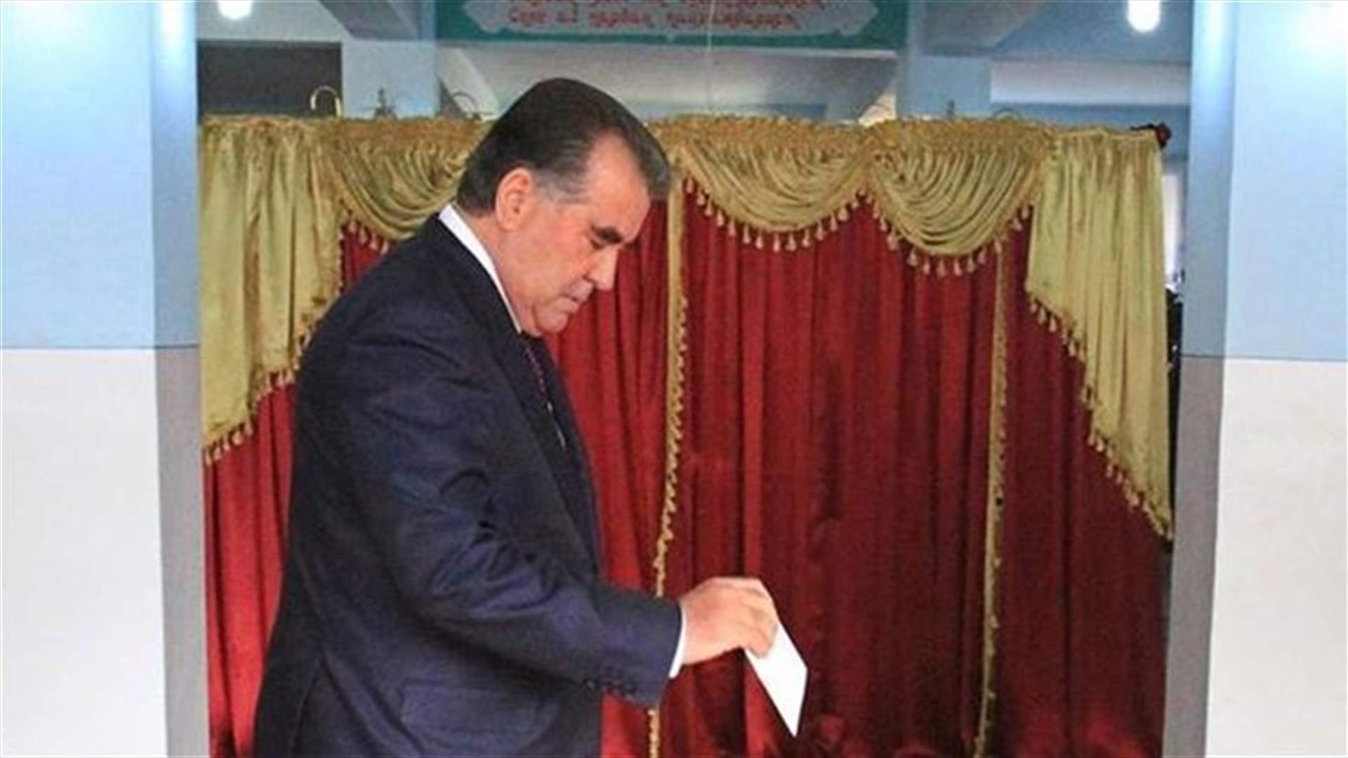 اعادة انتخاب الرئيس الطاجيكي لولاية رابعة