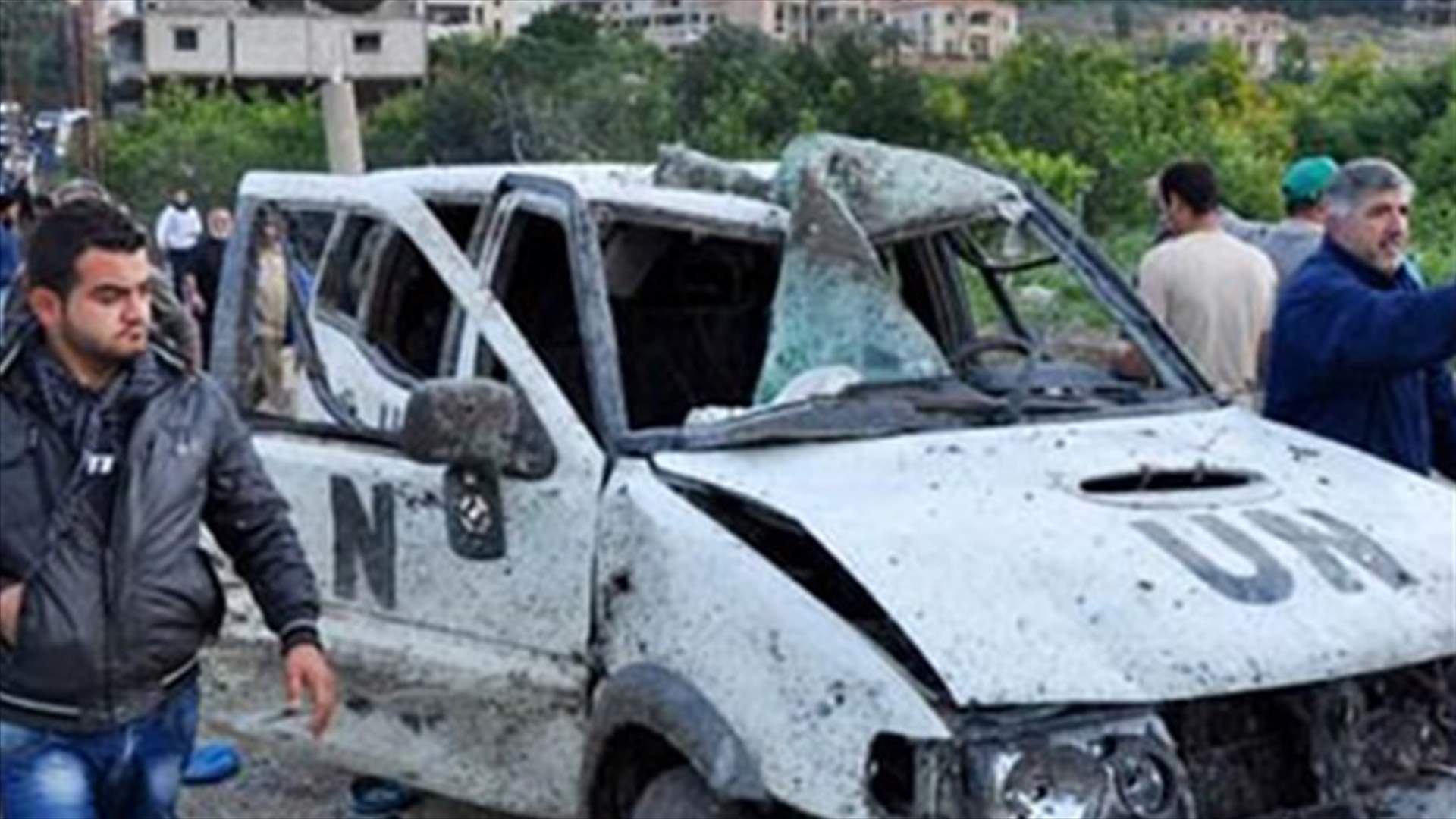 Blast targets French contingent in Tyre, Paris does not see link with Syria 