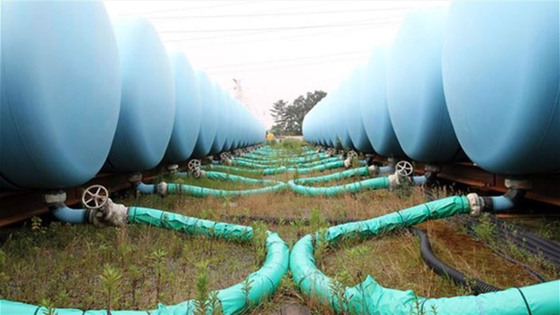 Japan nuke-plant water tanks flawed, workers say