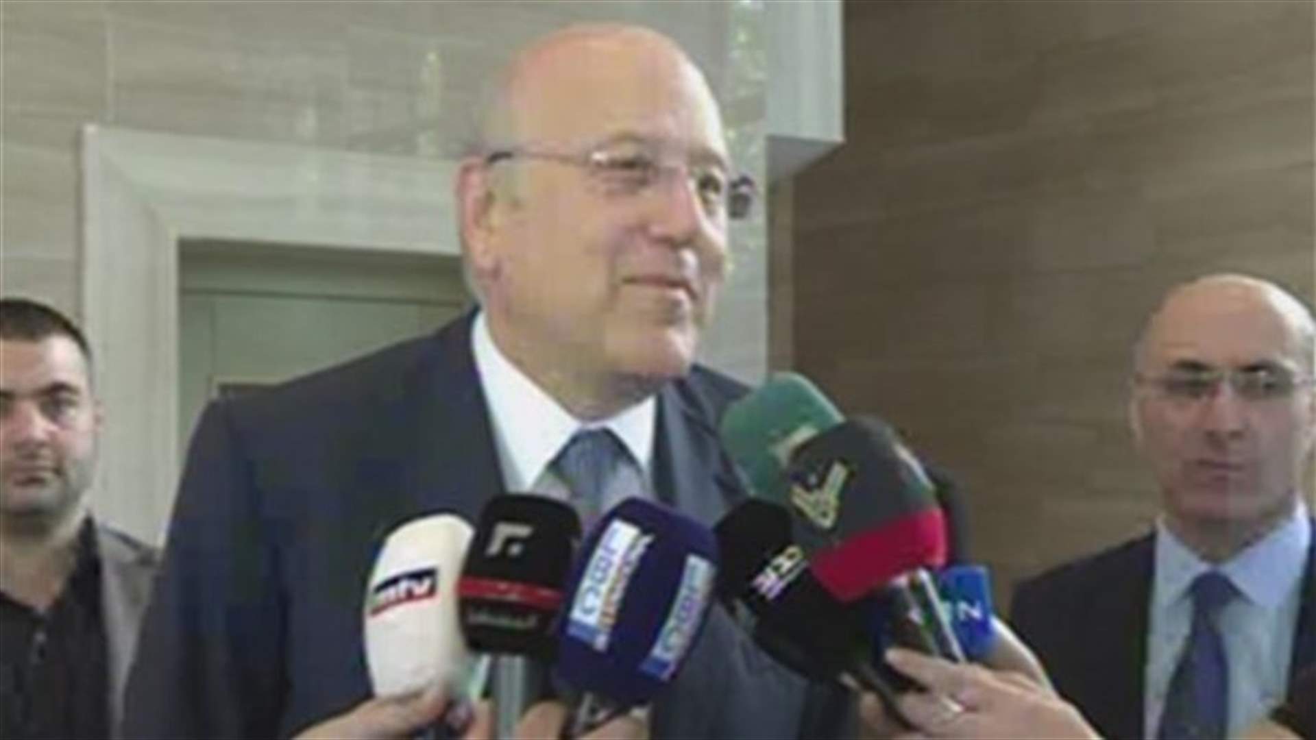Miakti meets Berri, discusses latest local developments
