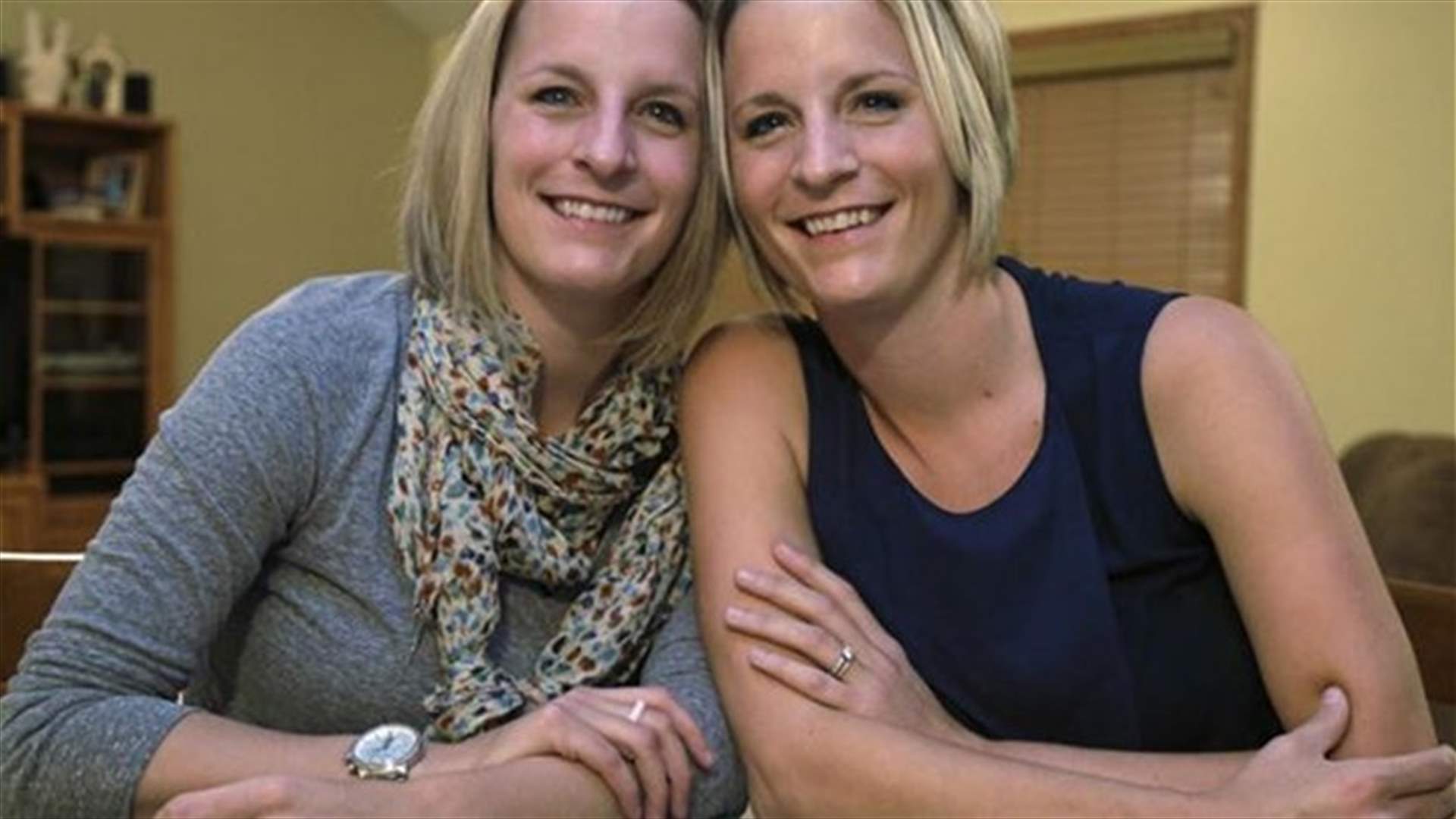 Identical twins share breast cancer, rare surgery