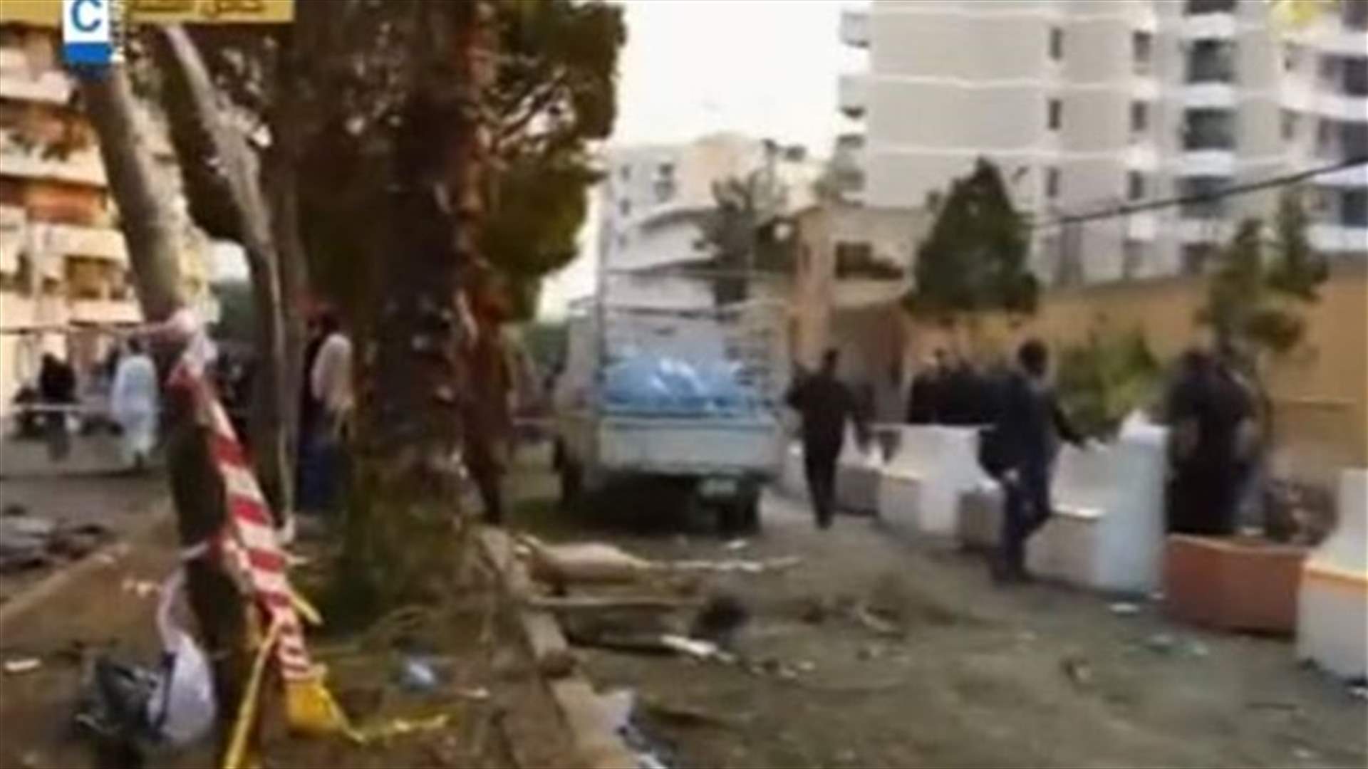 الشاحنة التي انقذت السفارة الايرانية في بيروت 