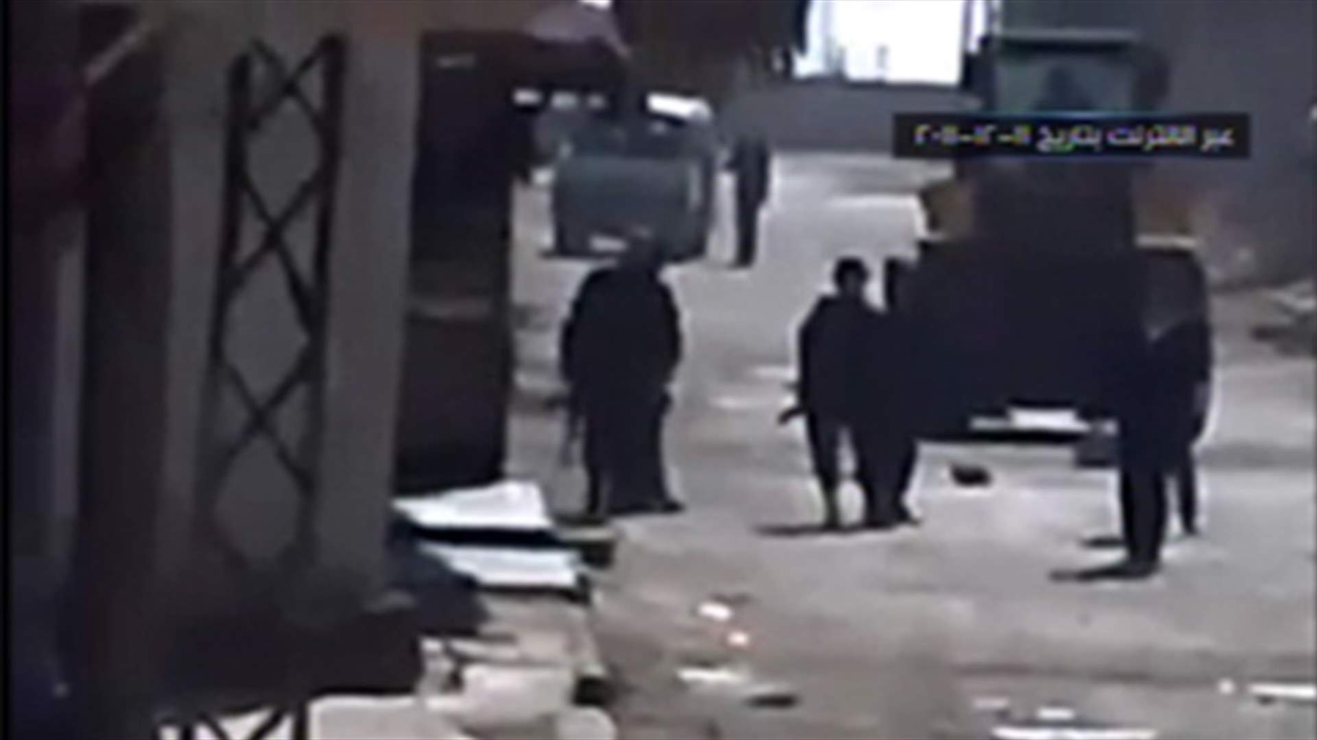 Syrian troops clash with army defectors, opposition calls for general strike