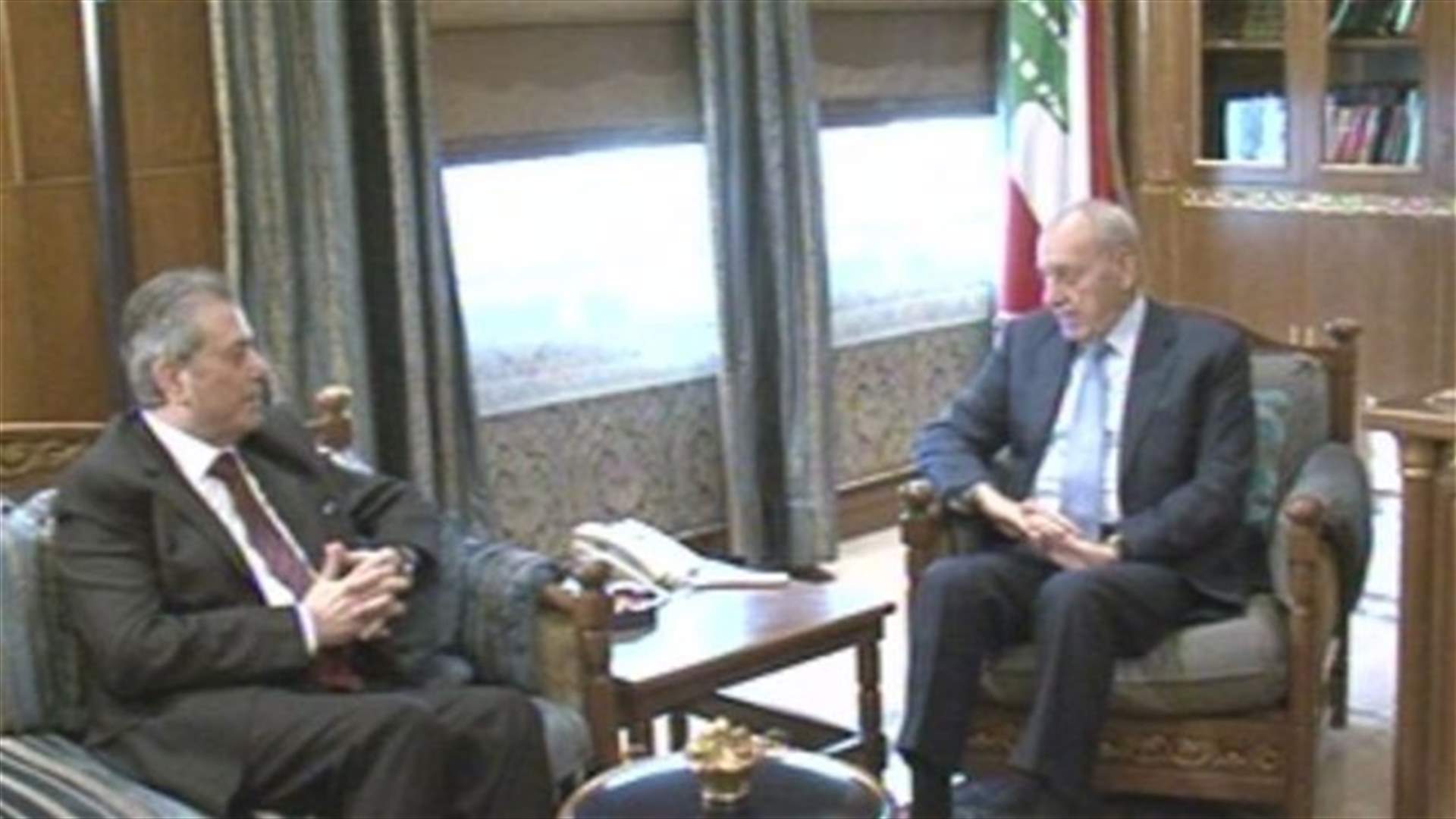 السفير  علي: سوريا بحكومتها وجيشها وشعبها متماسكة