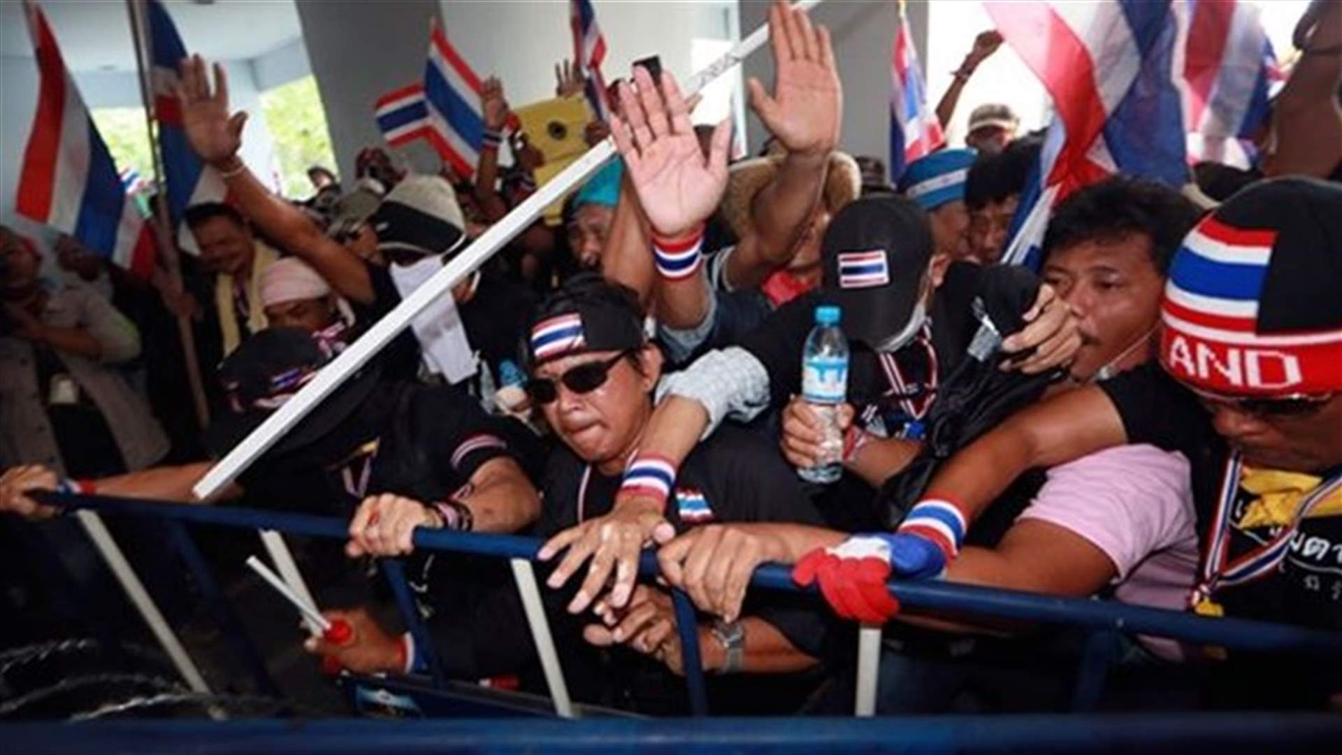 Thai security chief protesters have not seized state buildings