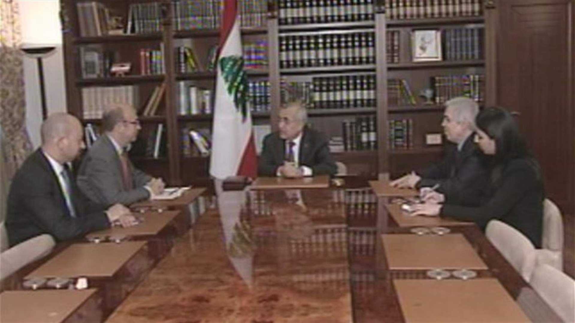 سليمان اطلع من بلامبلي على اجواء اجتماع المجموعة الدولية لدعم لبنان في نيويورك