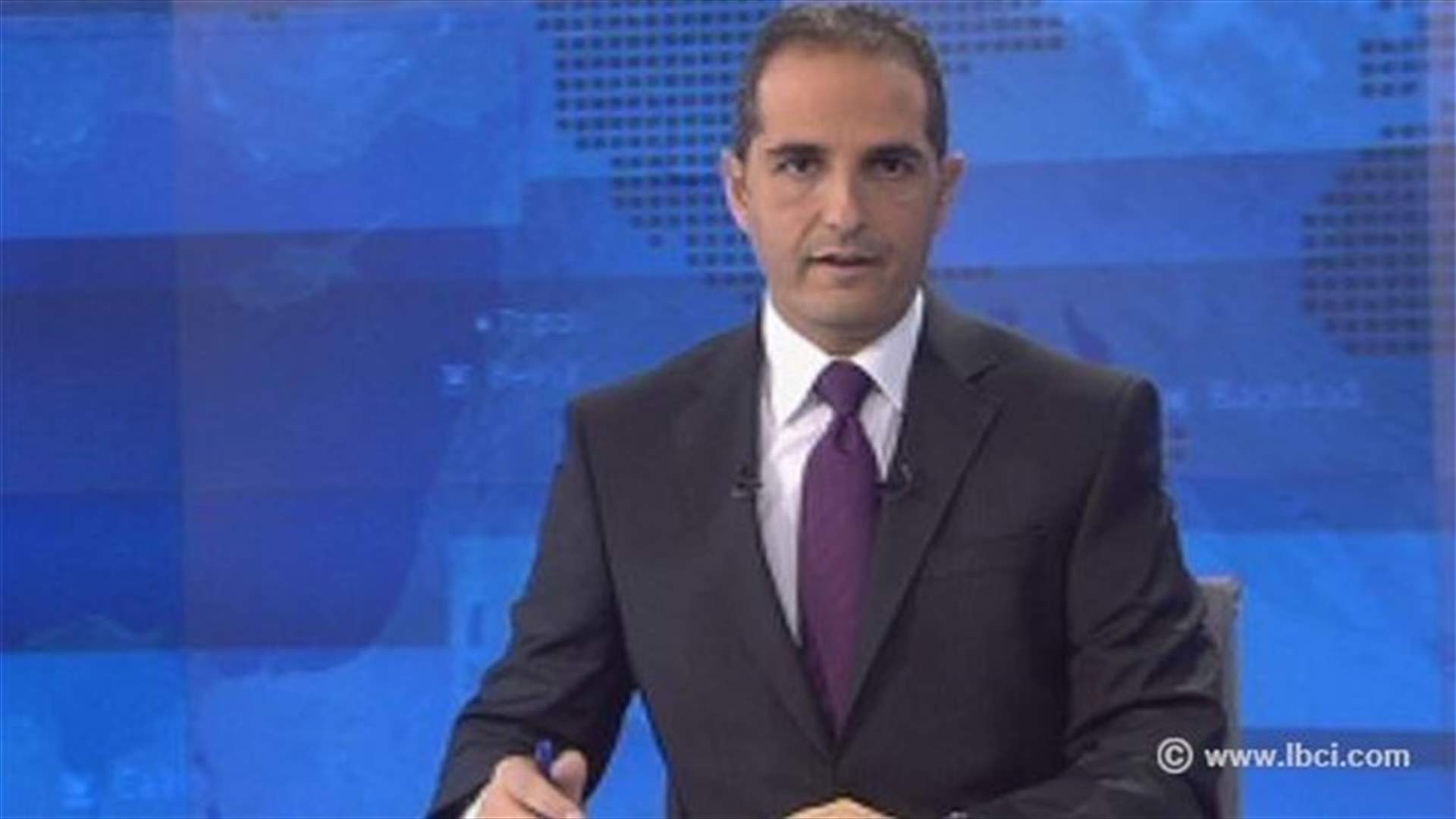  مقدمة النشرة المسائية 10-12-2013