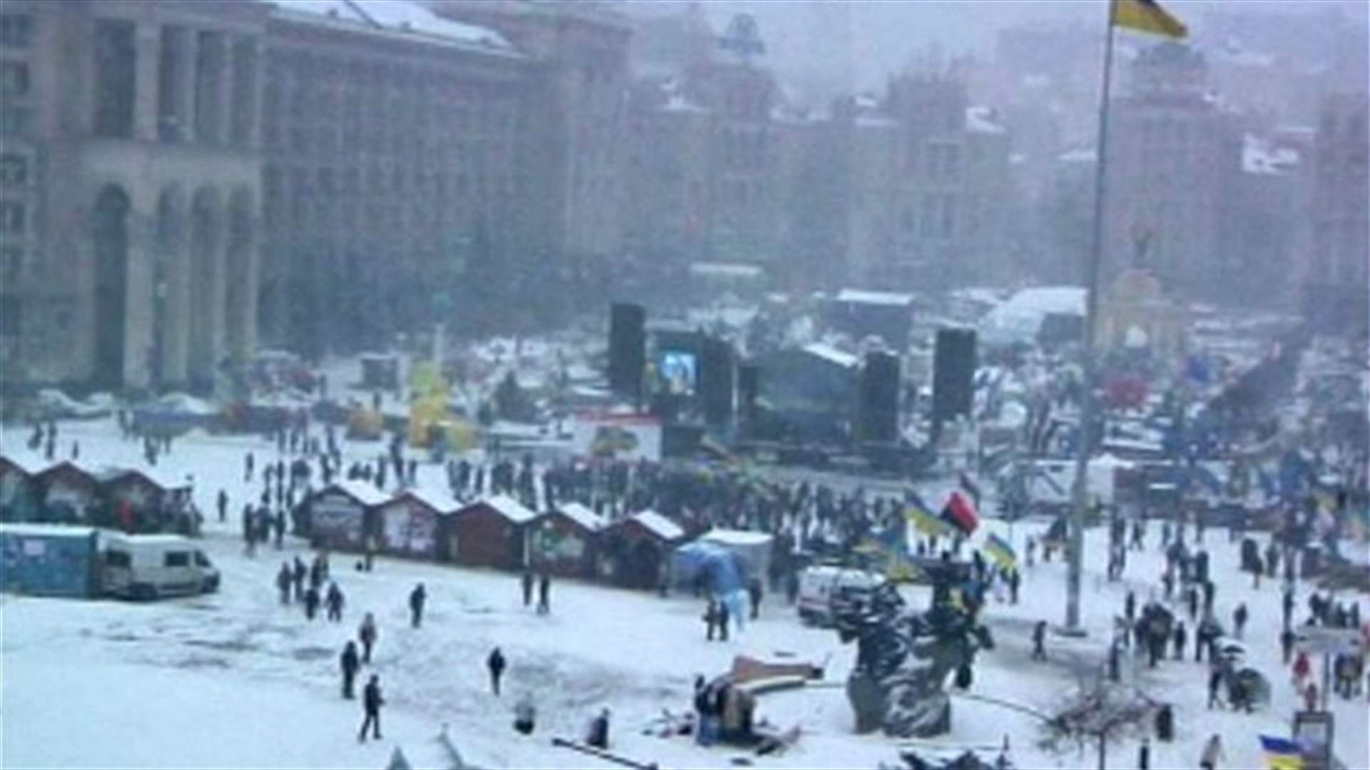 Ukraine's Yanukovich invites opposition for talks to find compromise
