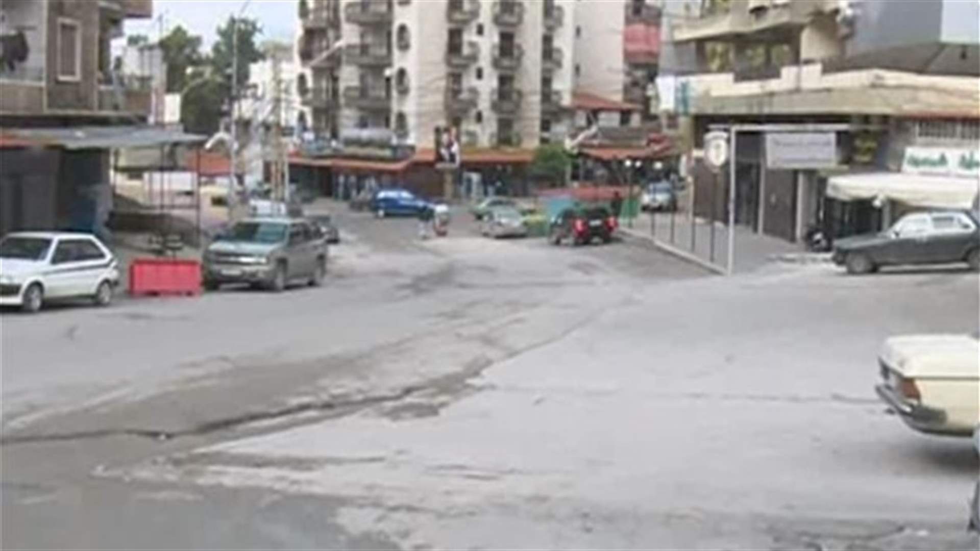 REPORT: Tripoli’s Christmas tree repaired as 2 Jabal Mohsen residents come under attack