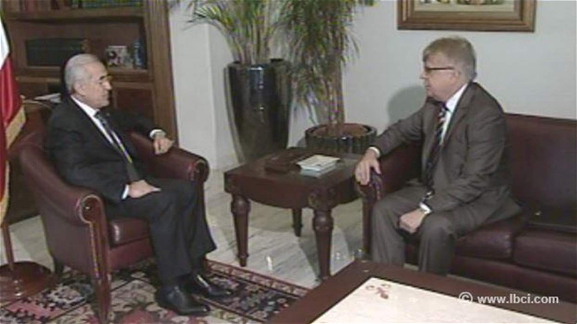President Sleiman meets Ambassador Zaspykin, tackles preparations for Geneva 2 conference