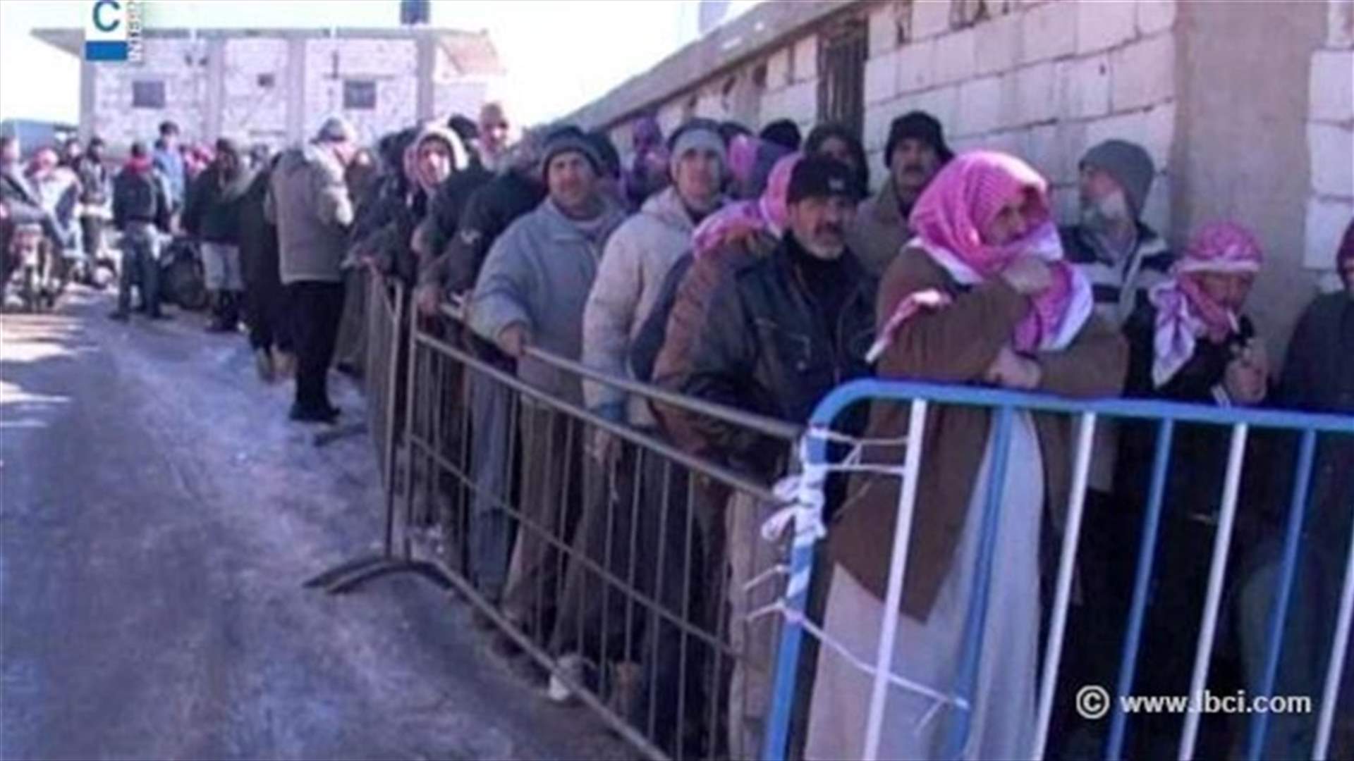 المزيد من المساعدات للنازحين في عرسال...