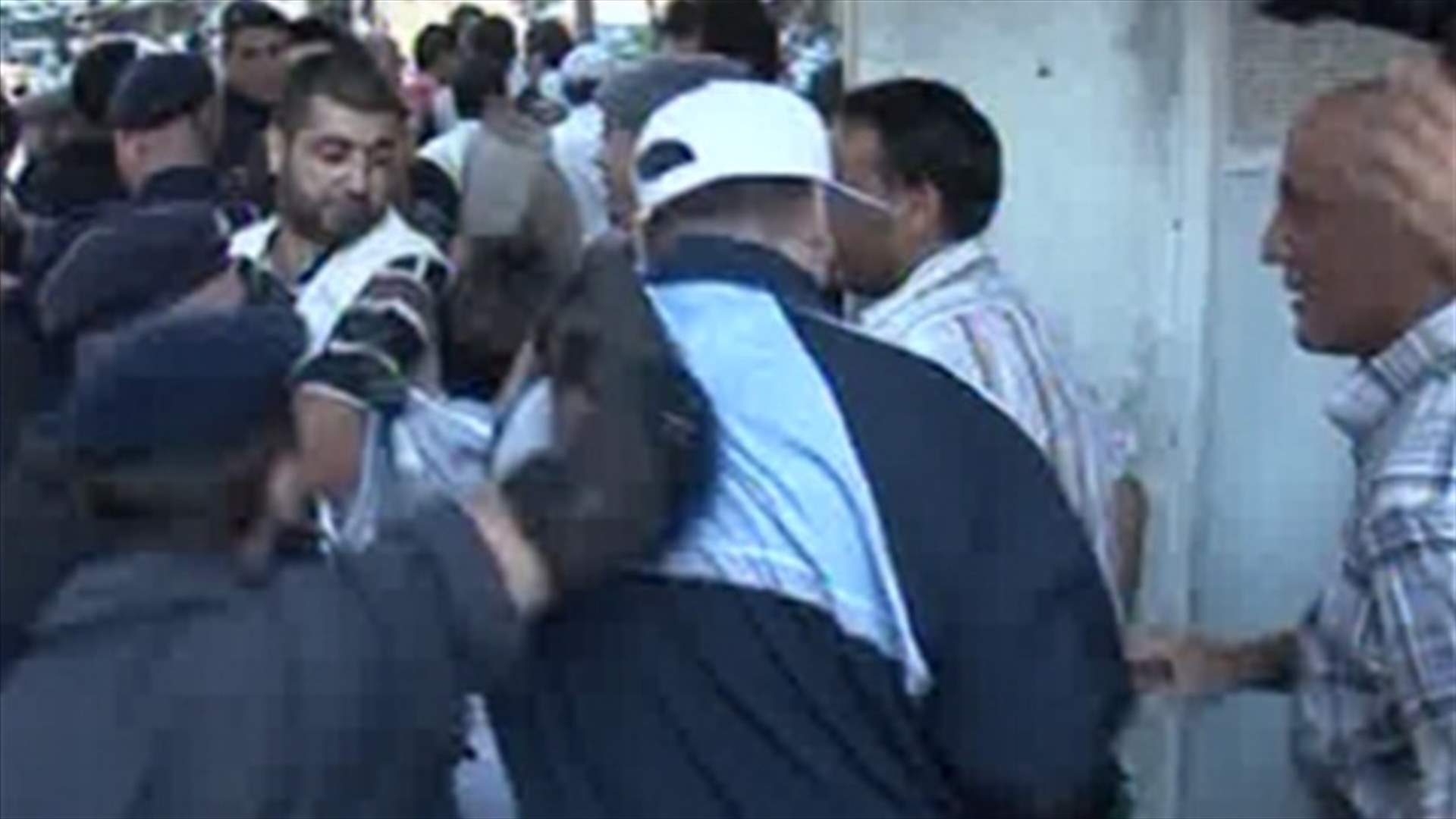 إشكال أمام السفارة السورية في الحمرا