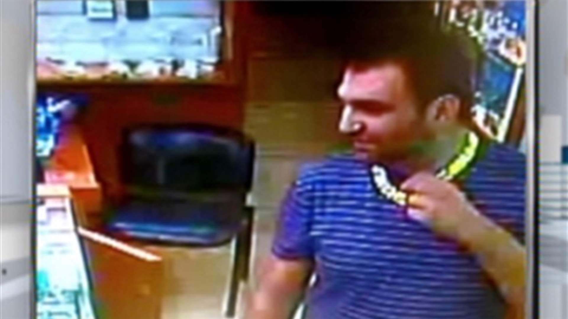 Barefaced burglars loot Byblos in broad daylight 