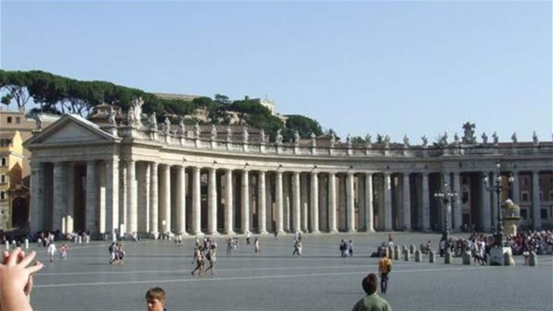 Man sets self on fire in St. Peter's Square