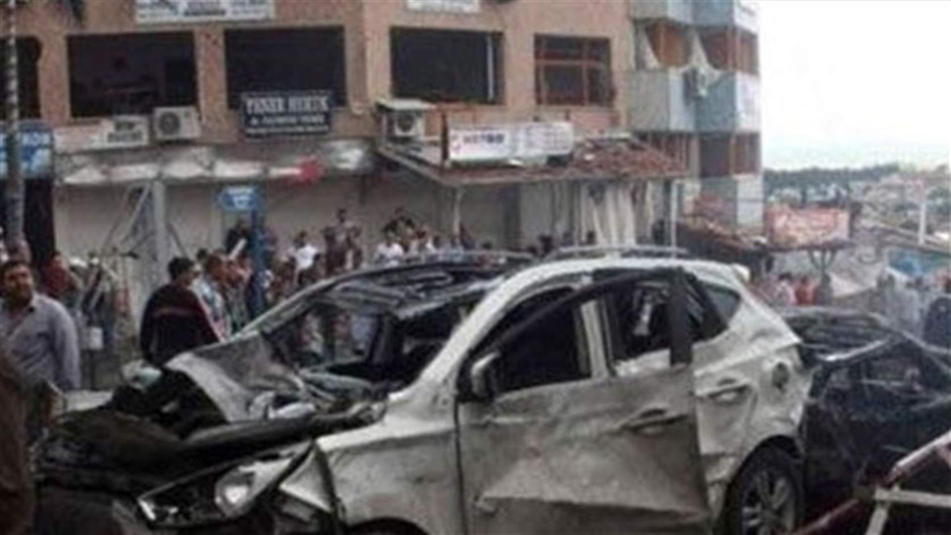 ارتفاع محصلة الغارة على حي شرق حلب الى 56 قتيلا